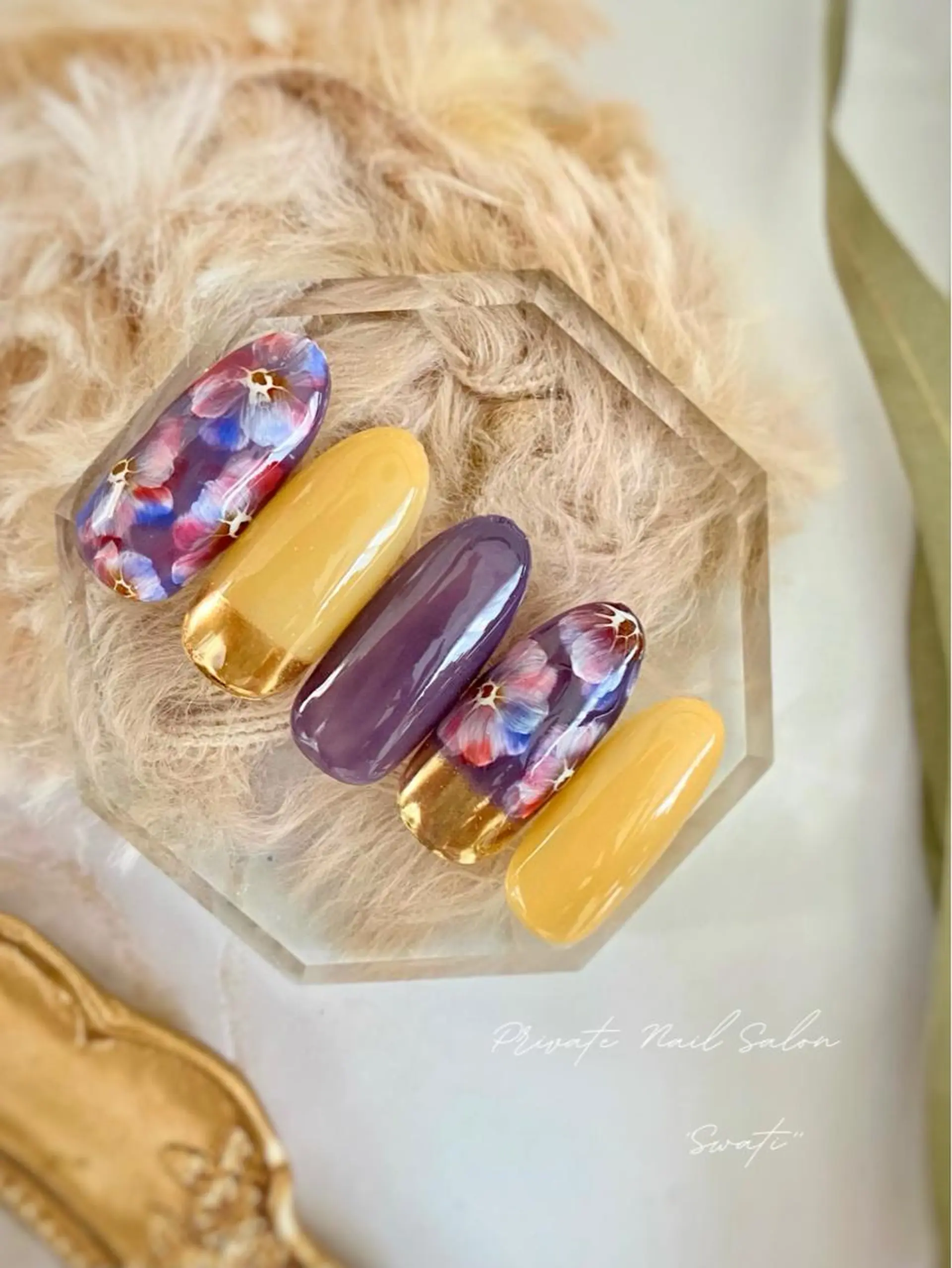 ネイル アートネイル フラワーネイル オフィスネイル 冬ネイル yuko （ネイリスト）のネイルデザイン