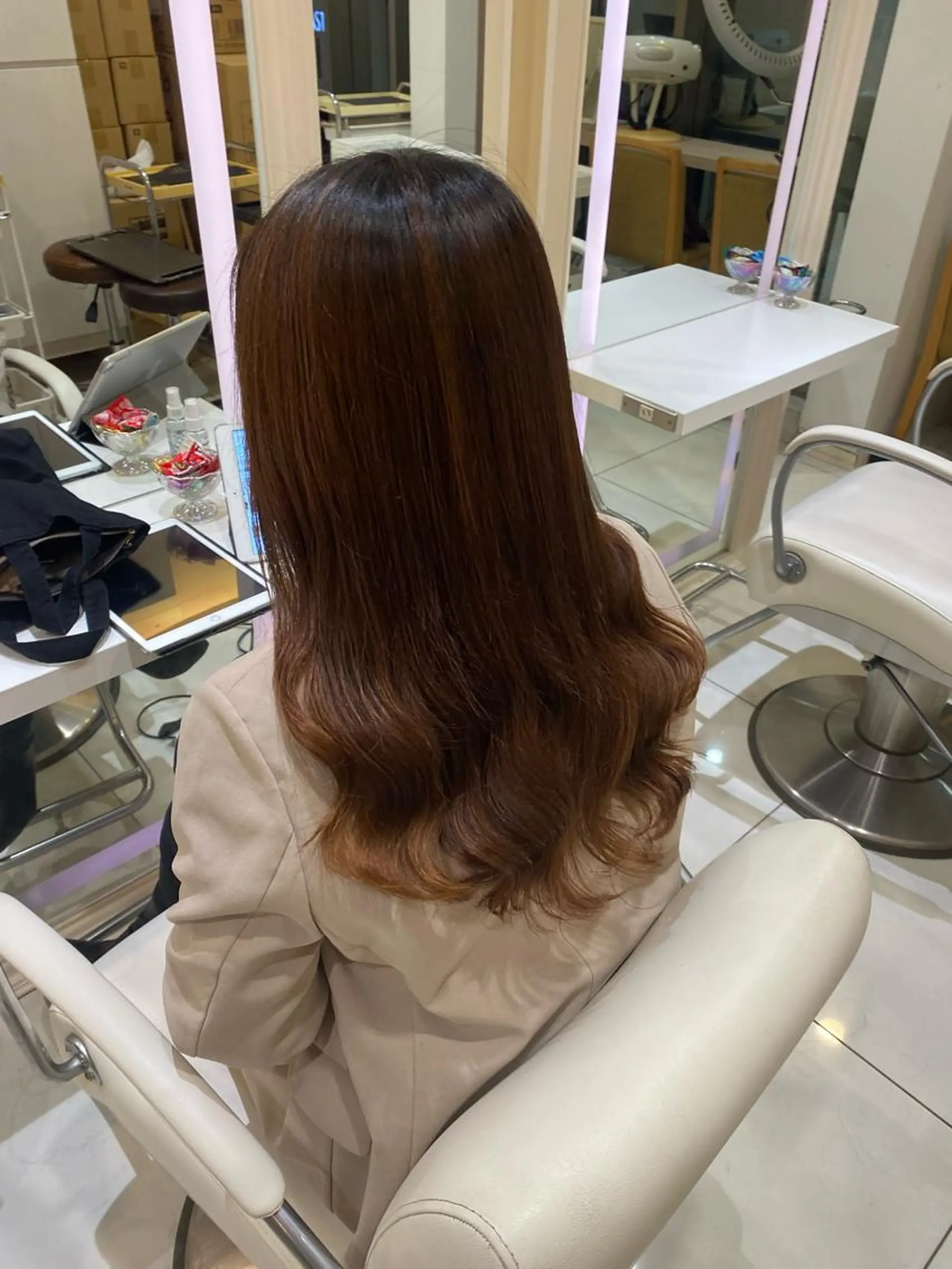 セミロング パーマ セミロングパーマ 韓国風ヘア カット パーマ トリートメント mako︴ Euphoriaのヘアスタイル