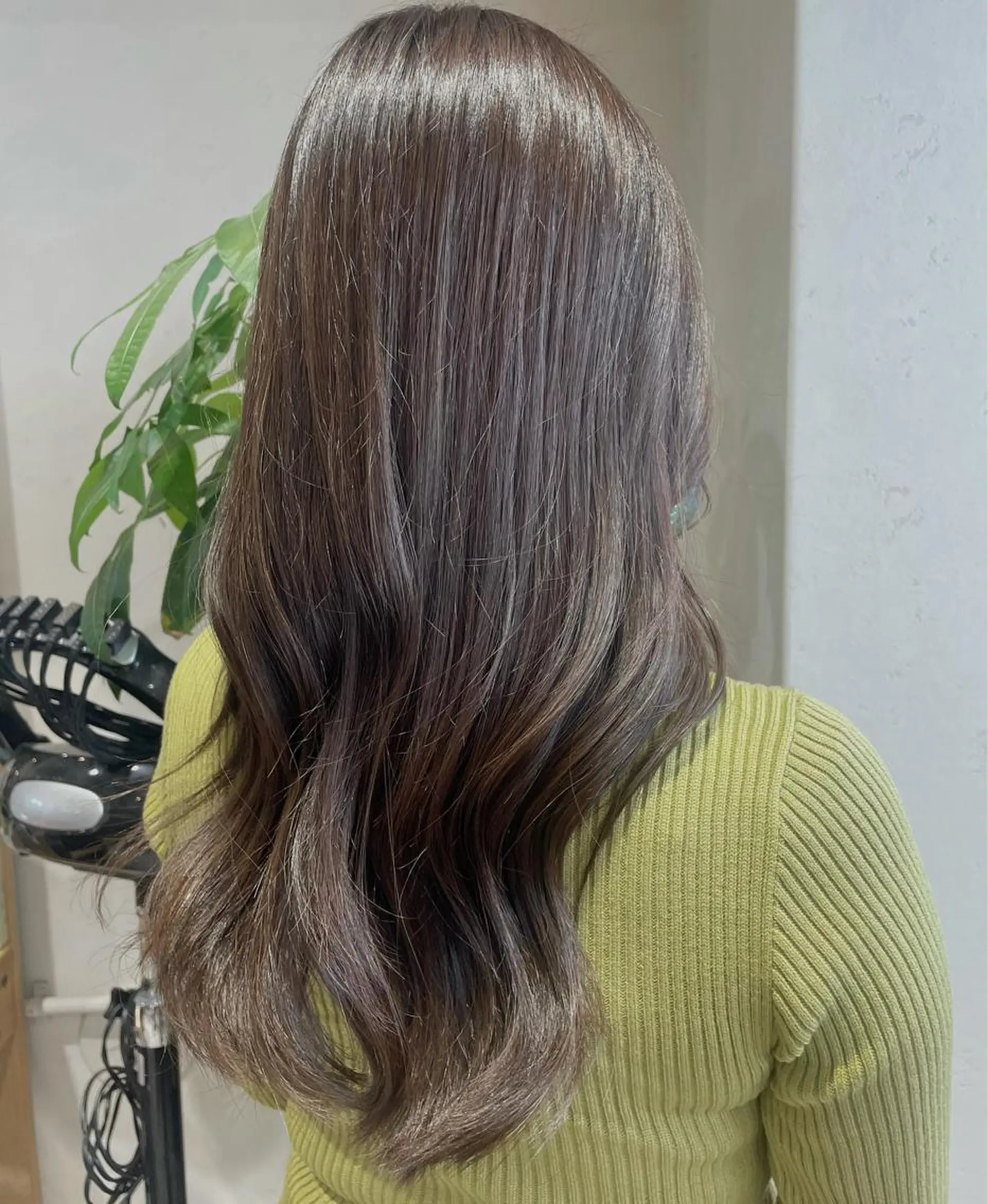 ロング カラー ブラウンカラー くすみブラウン カット ヘアカラー トリートメント Feria所属・カウンセリング重視 🌿Tsuyukiのヘアスタイル