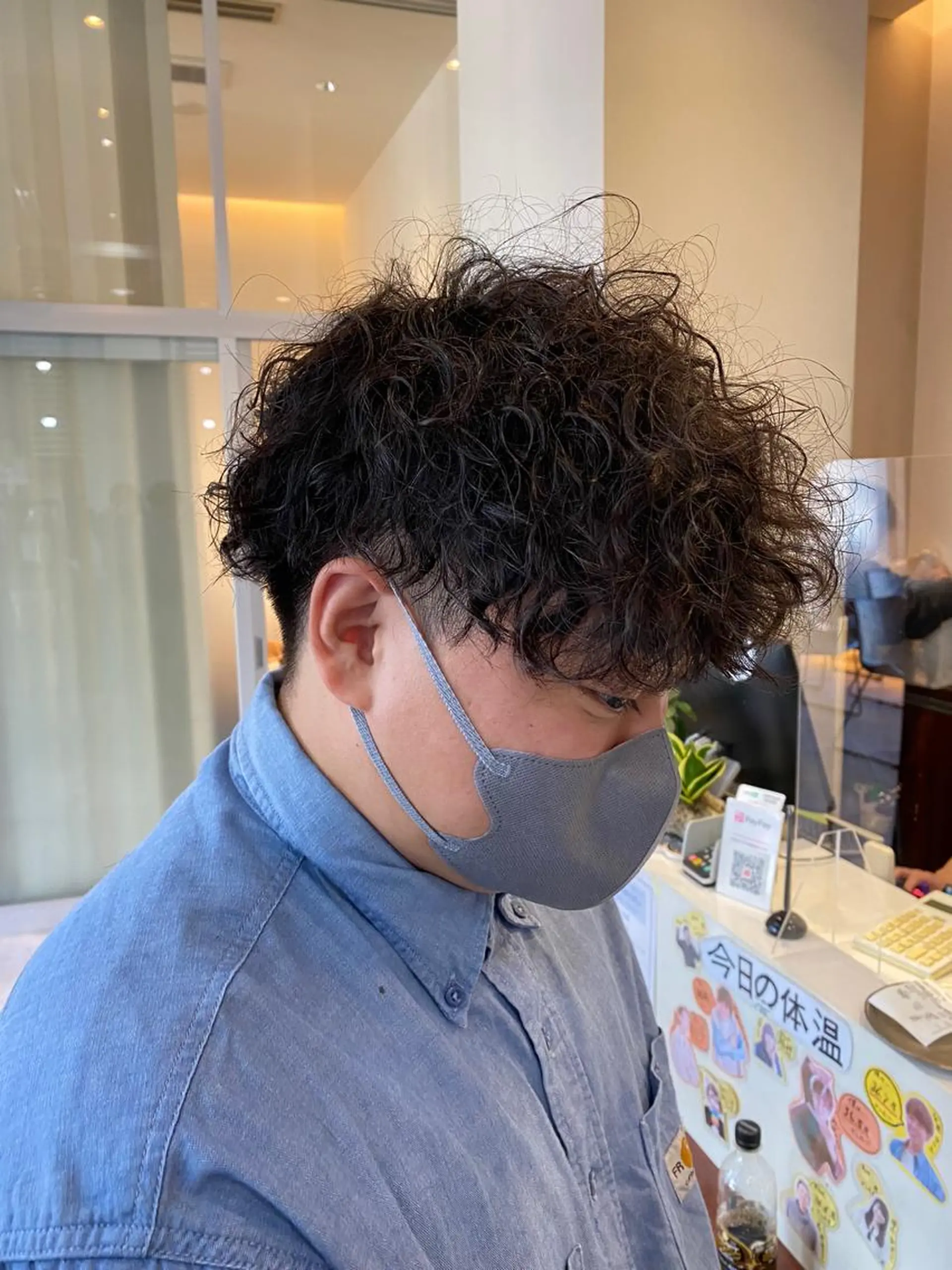 パーマ メンズ メンズパーマ プードルパーマ プードルパーマ スパイラルパーマ 松林 大暉のヘアスタイル