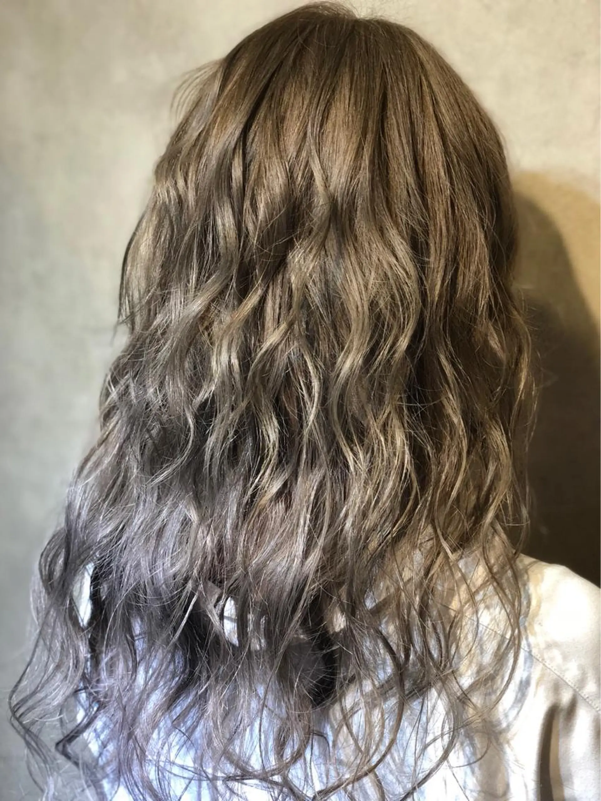 ロング ヘアカラー トリートメント BuzZ所属・西村 雄二/エクステのヘアスタイル