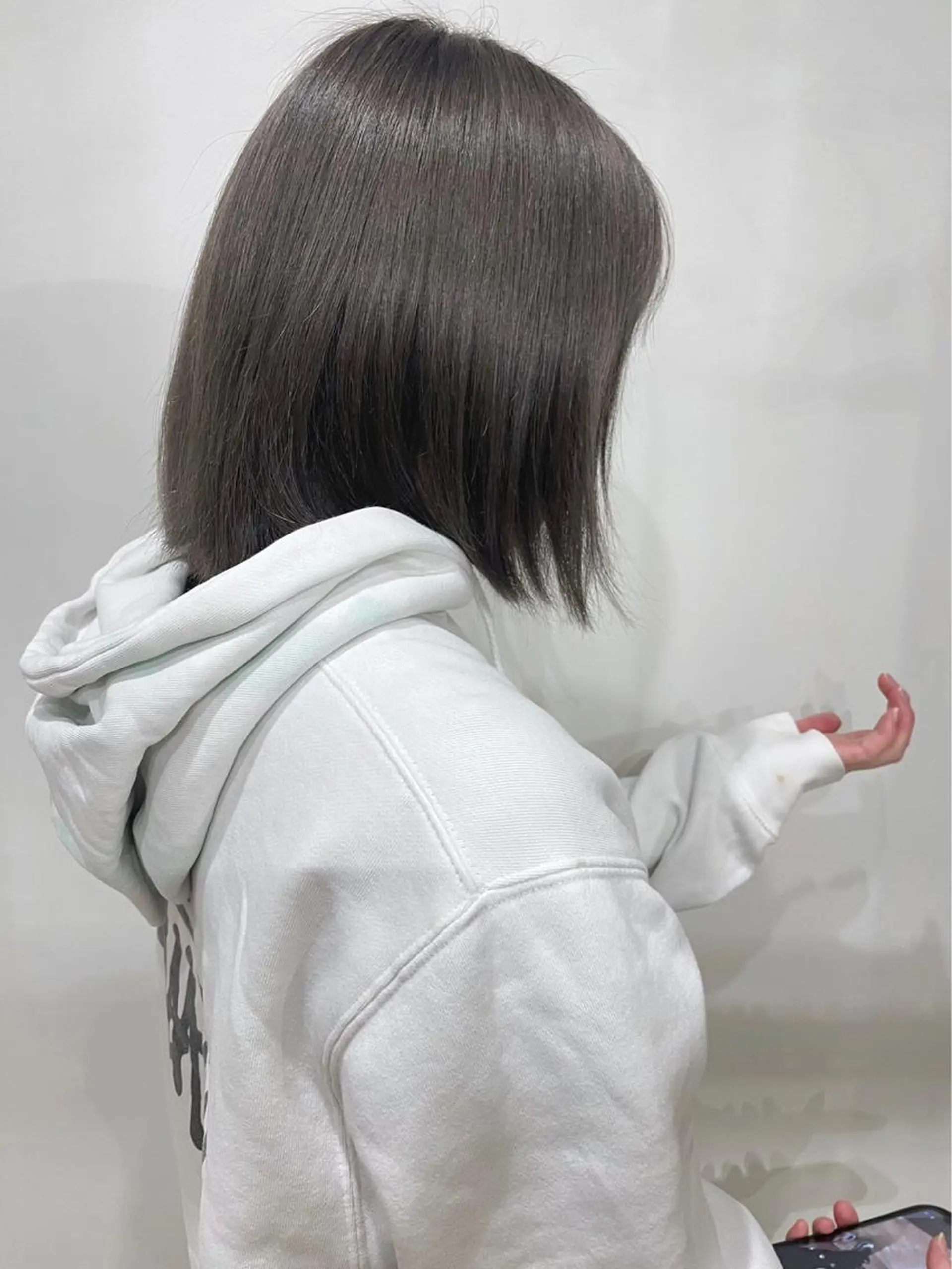 カラー white.所属・white.梅田 デザインカラー🦄のヘアスタイル