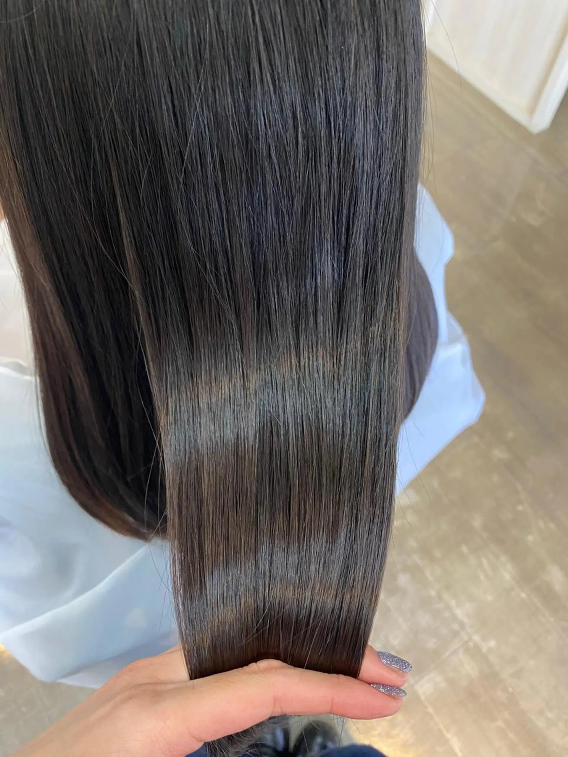 セミロング ELEN 新百合ヶ丘のヘアスタイル