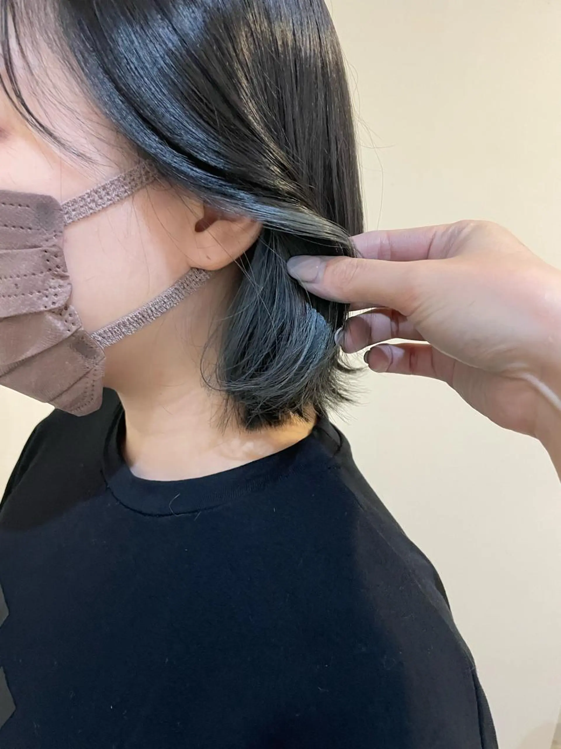 ショート カラー ブルーカラー イヤリングカラー シルバー カット ヘアカラー トリートメント 髪質改善/縮毛矯正 /青山　早希🐾のヘアスタイル