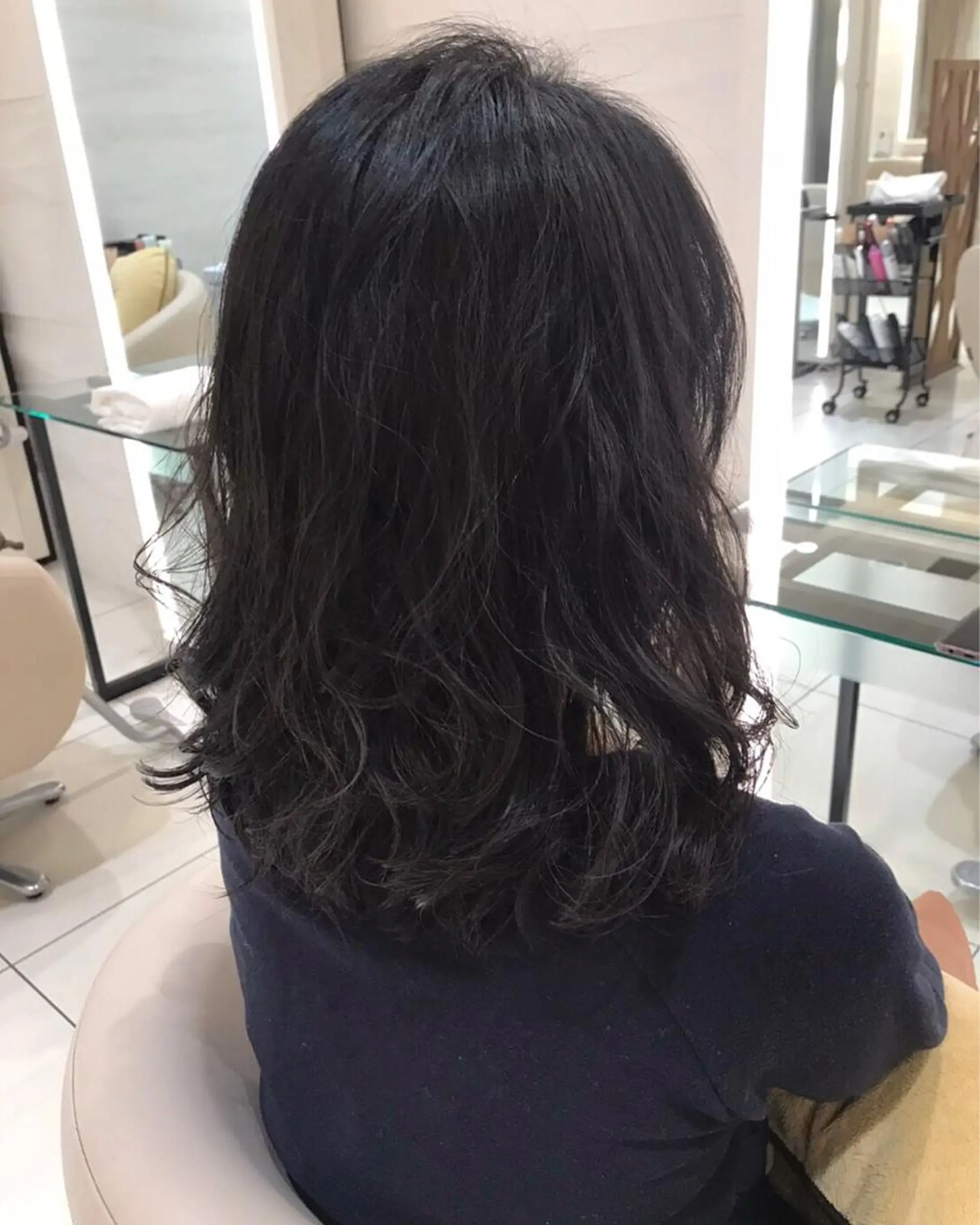 ミディアム パーマ 石田 優菜のヘアスタイル