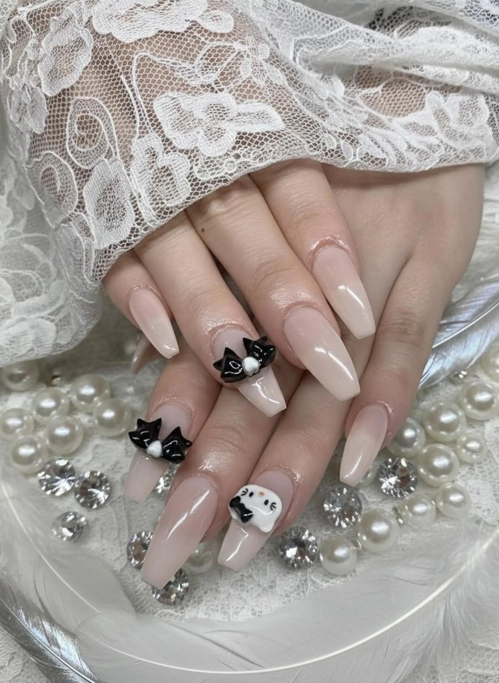 ネイル リボン ハンドネイル 24時間営業 UNABOMBAのネイルデザイン