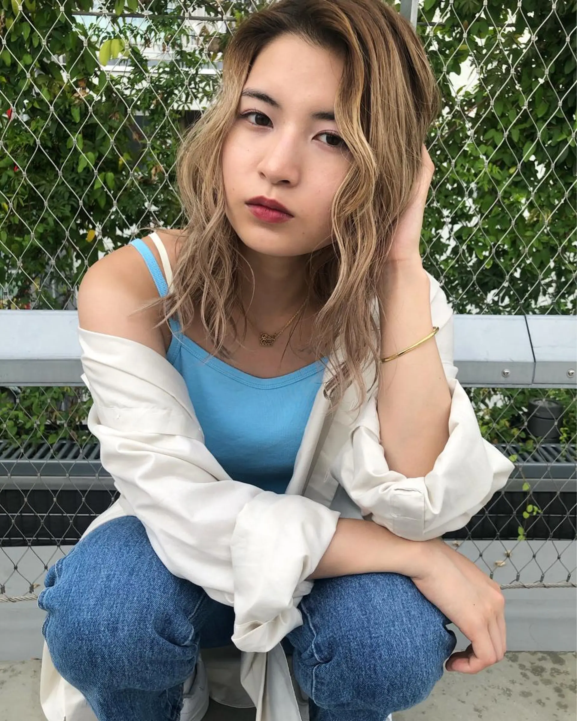 ミディアム カラー 菊地 柚乃のヘアスタイル