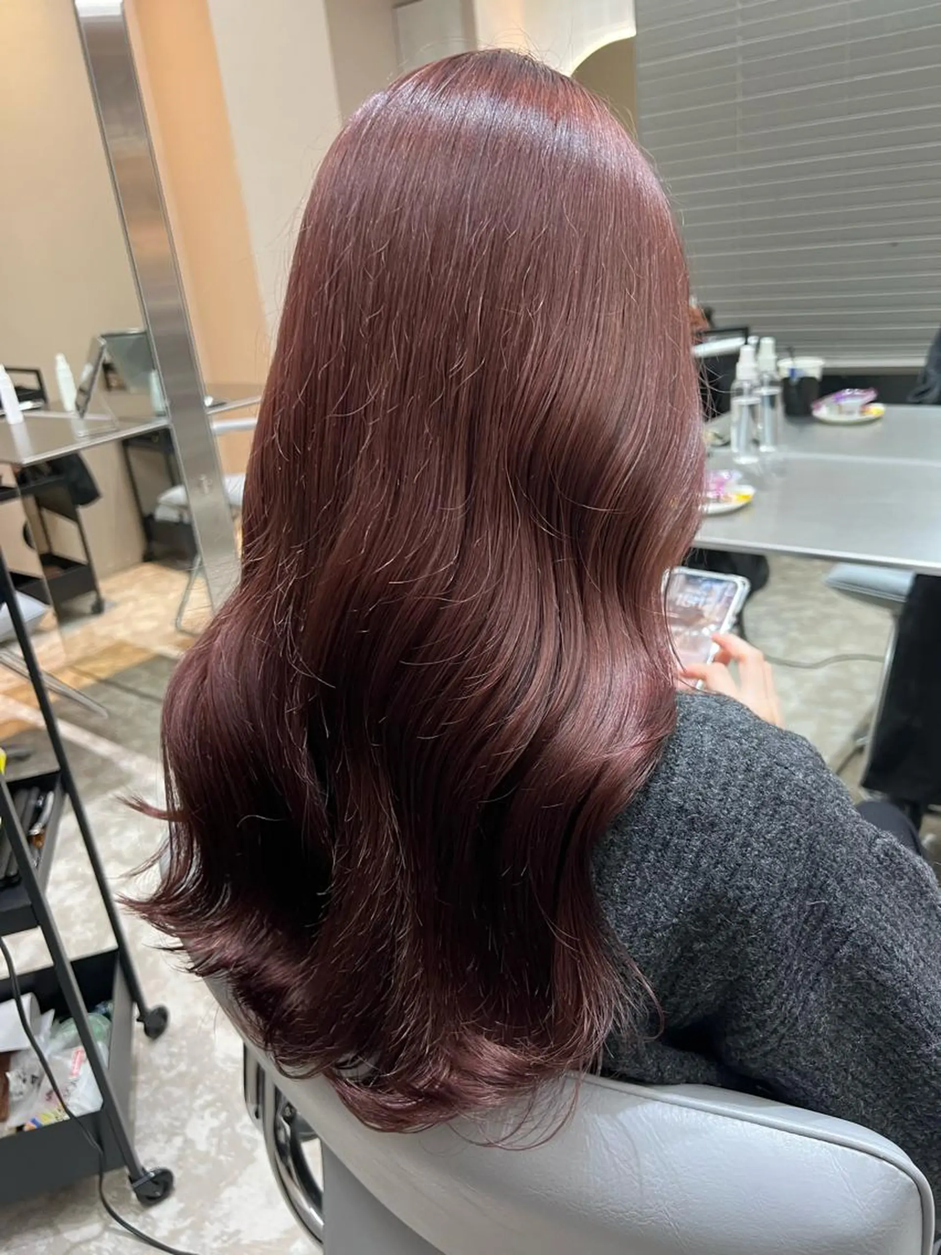 セミロング ハイライト 髪質改善 レイヤーカット トリートメント 艶カラー💎 髪質改善🎈アトワのヘアスタイル