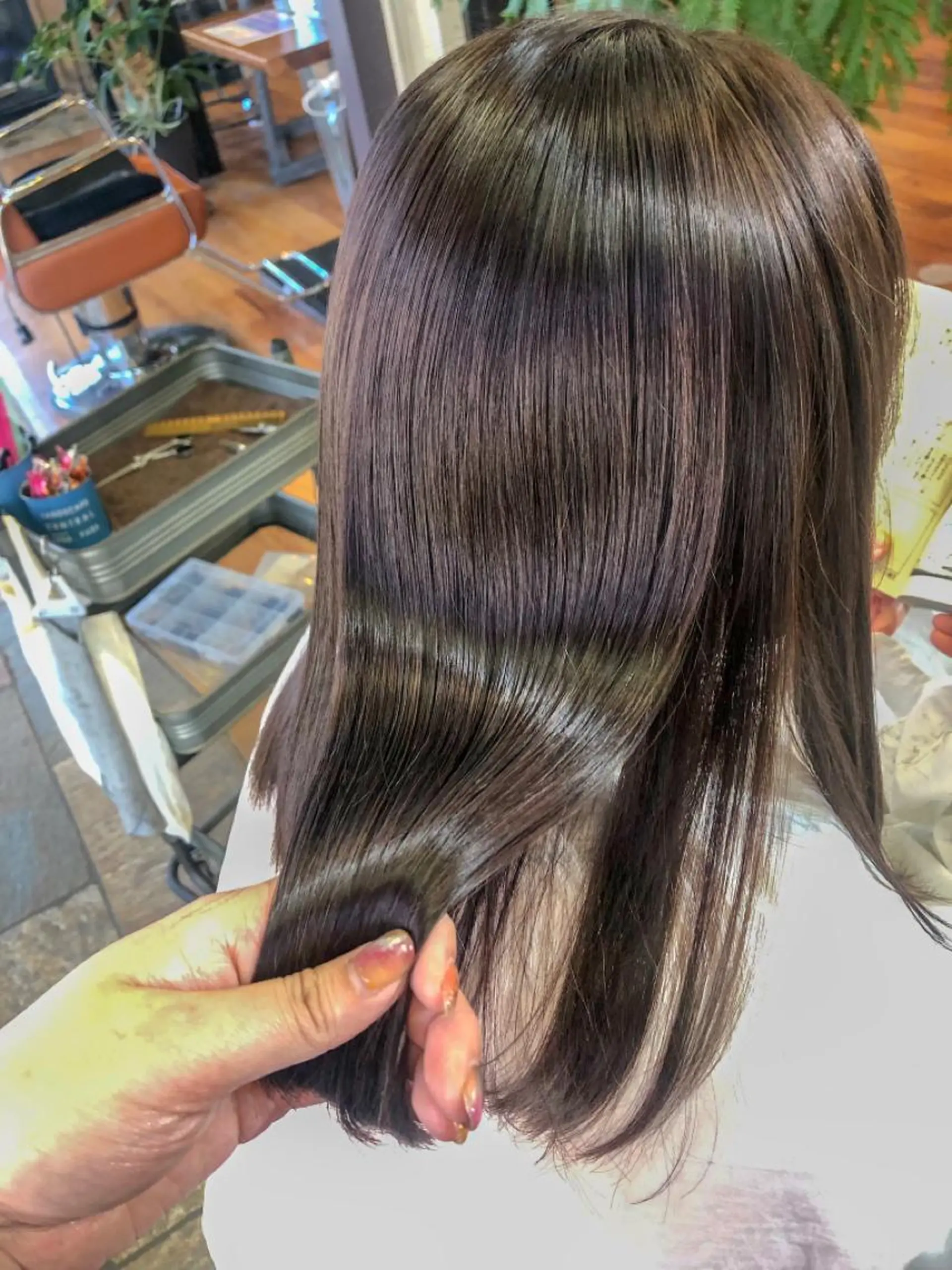 セミロング カラー 透明感カラー グレージュ 髪質改善 トリートメント トリートメント NAGON STYLE  MICI所属・佐藤 美聡のヘアスタイル