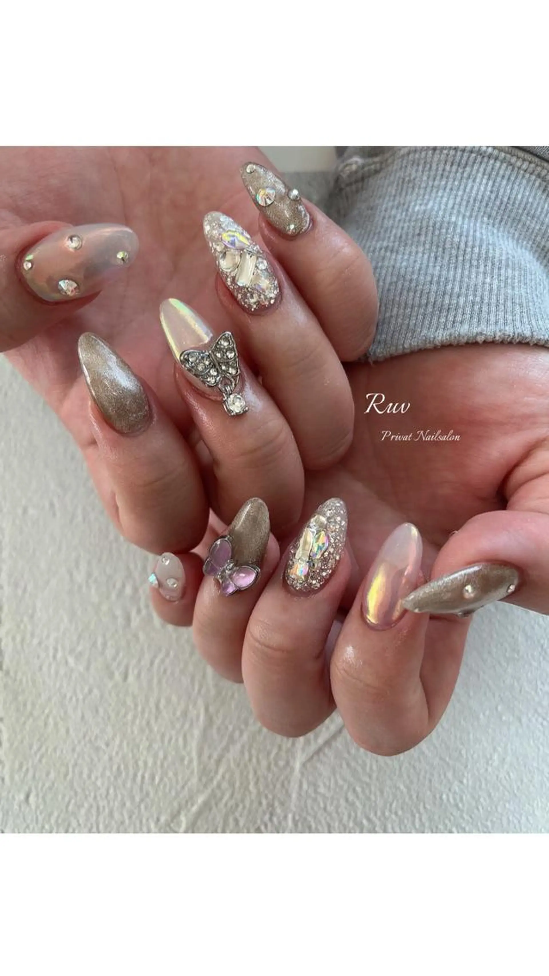 ネイル ハンドネイル プライベート ネイルサロン　ルヴのネイルデザイン