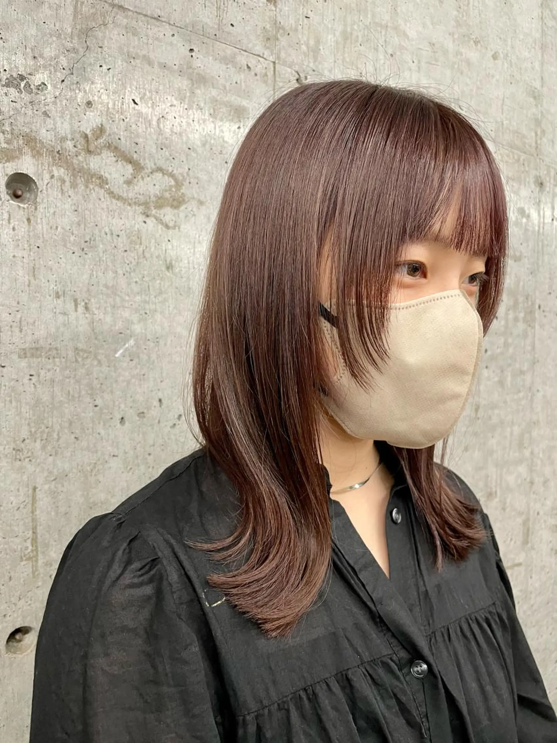 セミロング カラー ブラウンカラー ピンクカラー ピンクブラウン 顔まわりレイヤー 顔周りカット カット ヘアカラー トリートメント ボブ/透明感カラー EMIRIのヘアスタイル