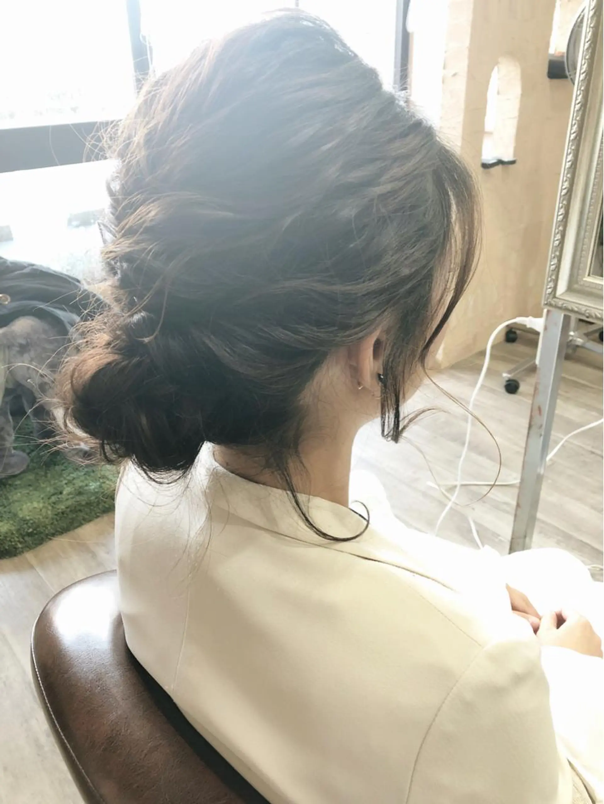 ミディアム ヘアアレンジ jolie amieのヘアスタイル