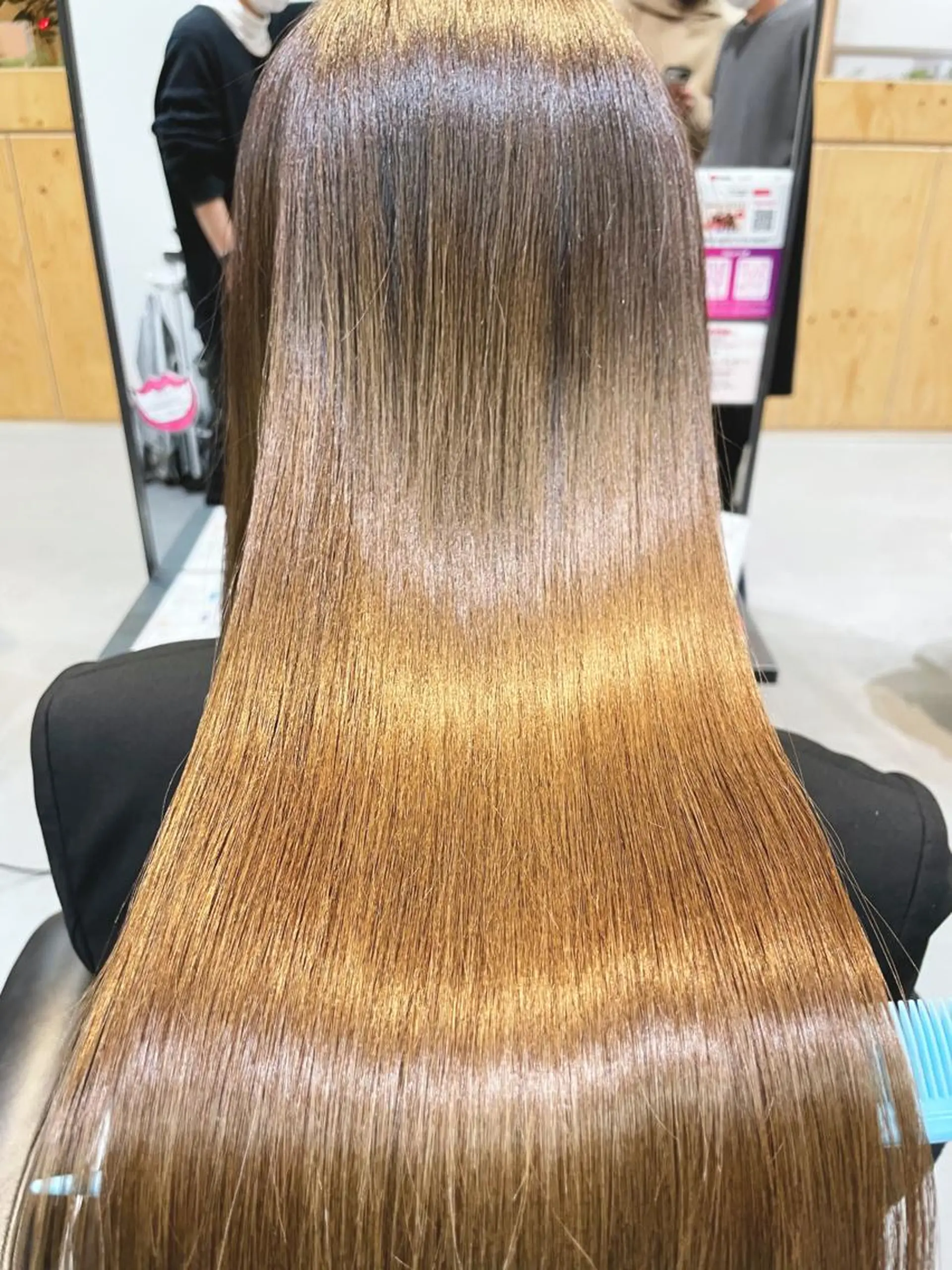 ロング カラー 岩戸 新のヘアスタイル