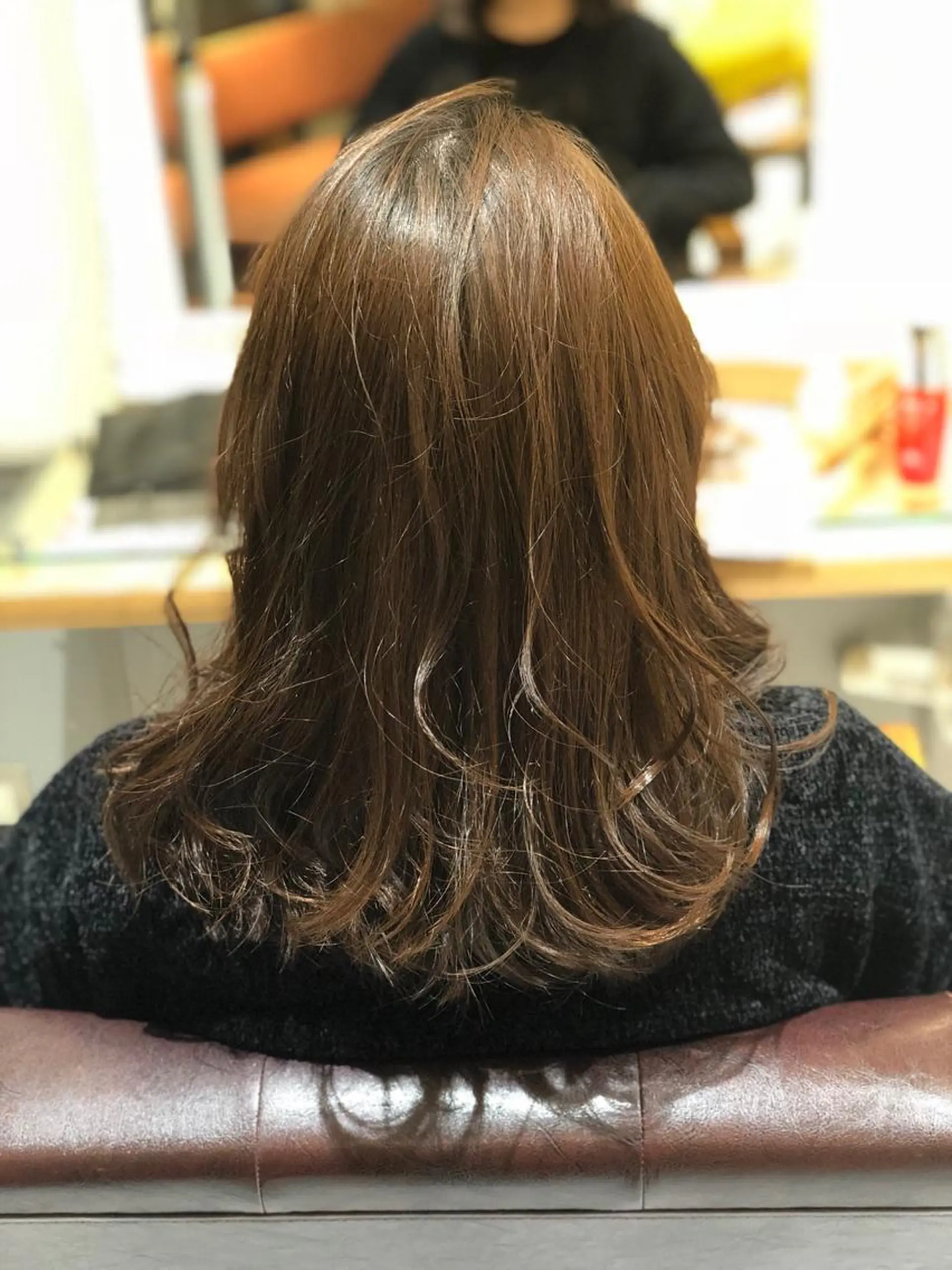 ミディアム カラー ヘアアレンジ ミディアムパーマ 透明感カラー グラデーションカラー グレージュ ハイライトカラー 【ツヤ髪美容師】 ツダケイスケのヘアスタイル