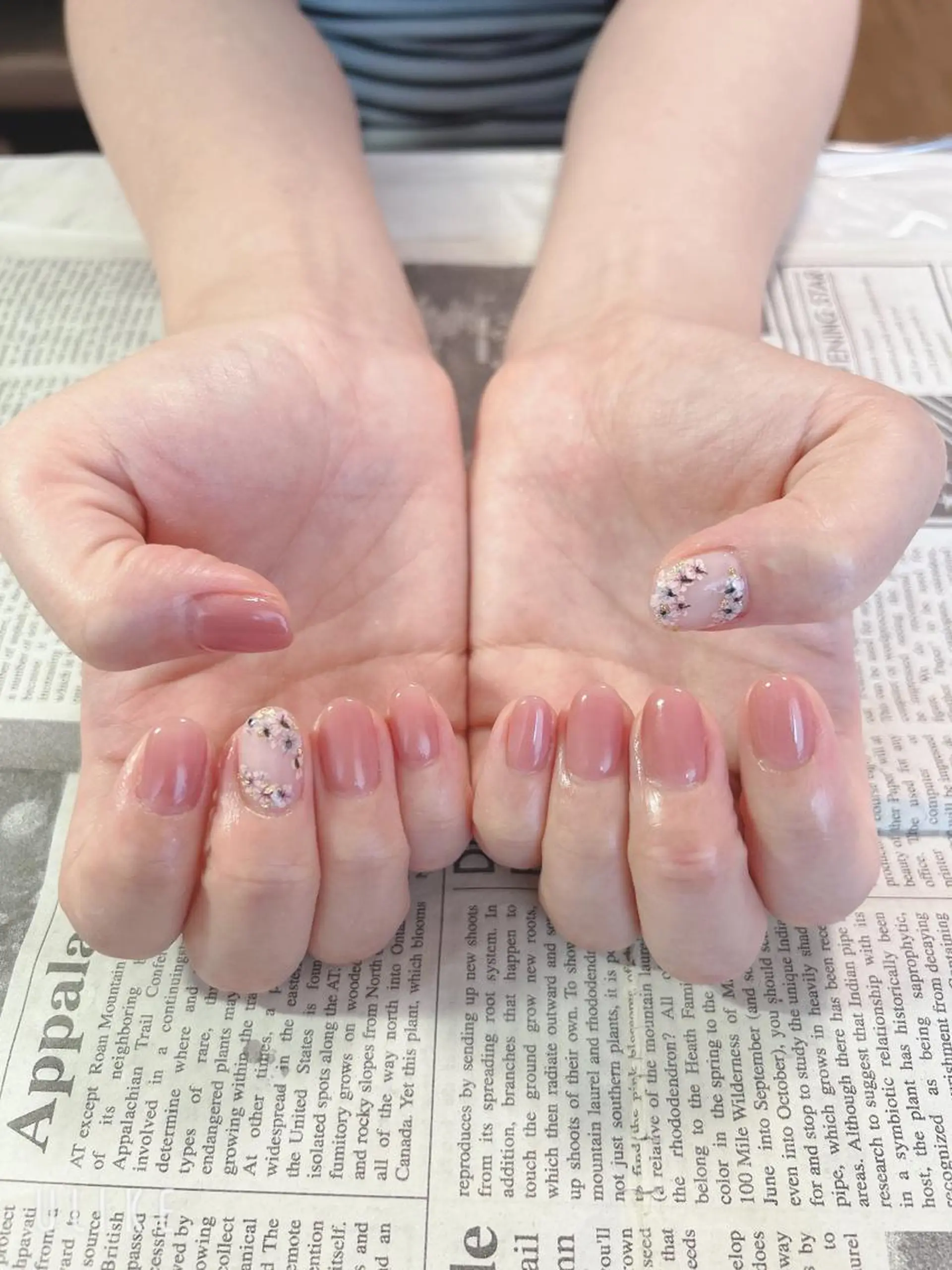 ネイル ハンドネイル ハンドケア 森山 舞のネイルデザイン