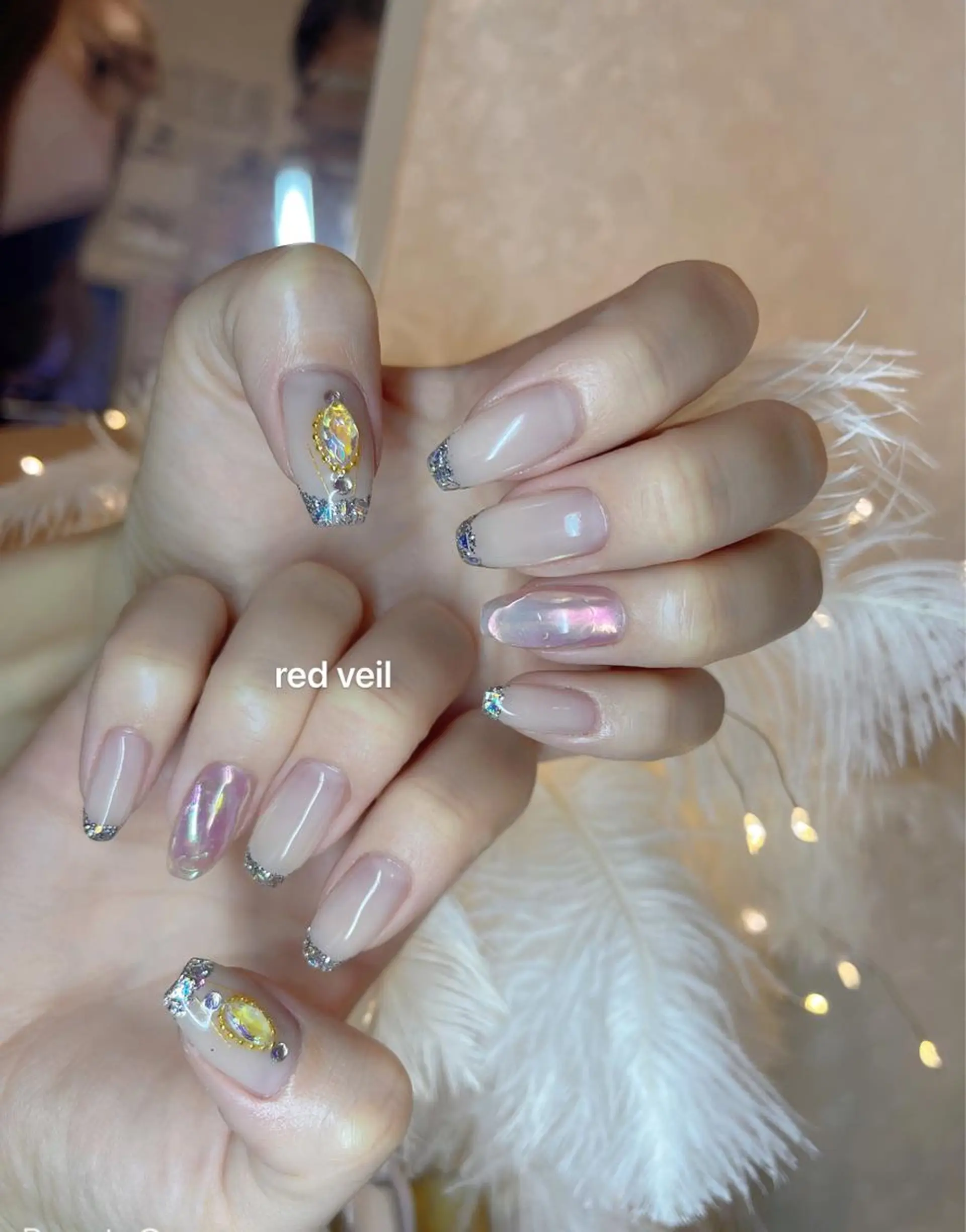 ミディアム ハンドネイル 長さ出し専門 nynaのネイルデザイン