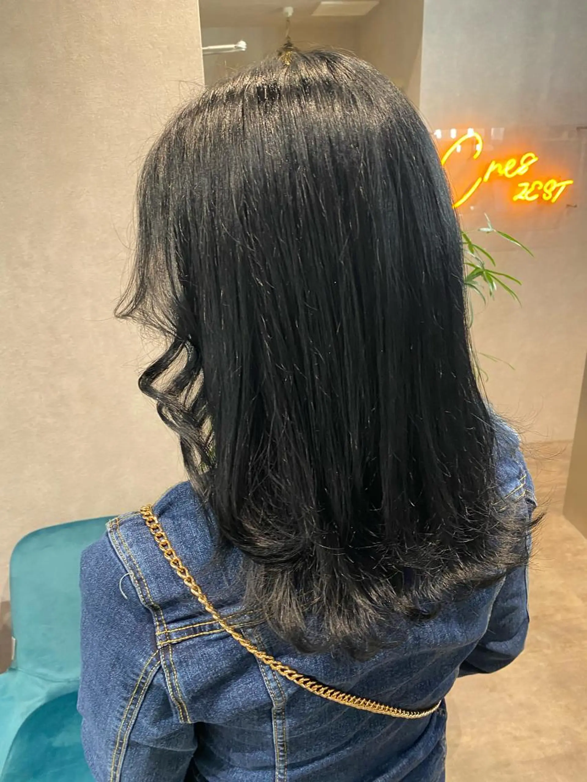 セミロング カラー ヘアアレンジ XENA表参道 MIKUのヘアスタイル