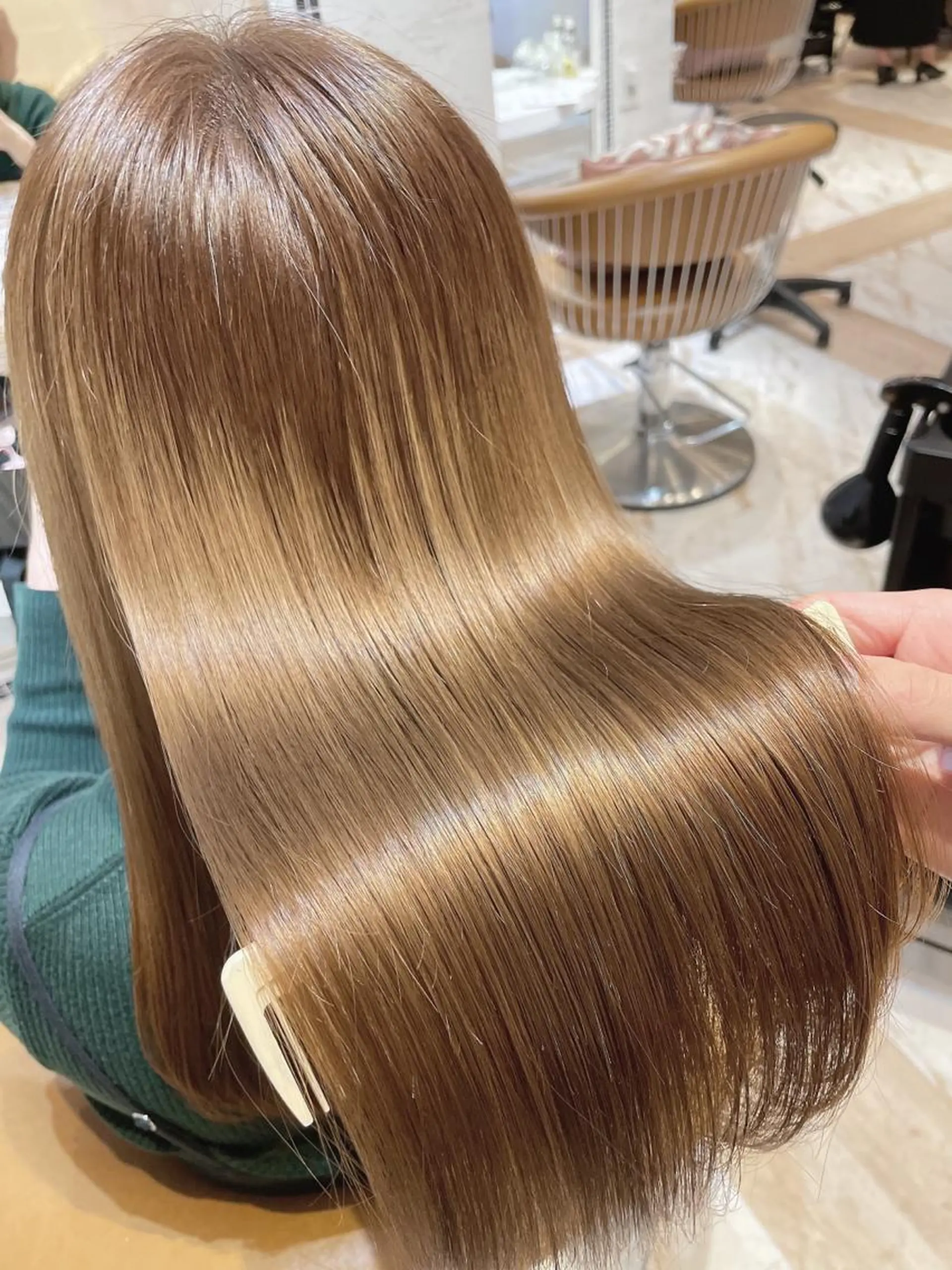 カット ヘアカラー トリートメント ボンドストーリーノヴァ所属・縮毛矯正・髪質改善 ❣️三浦正也のヘアスタイル