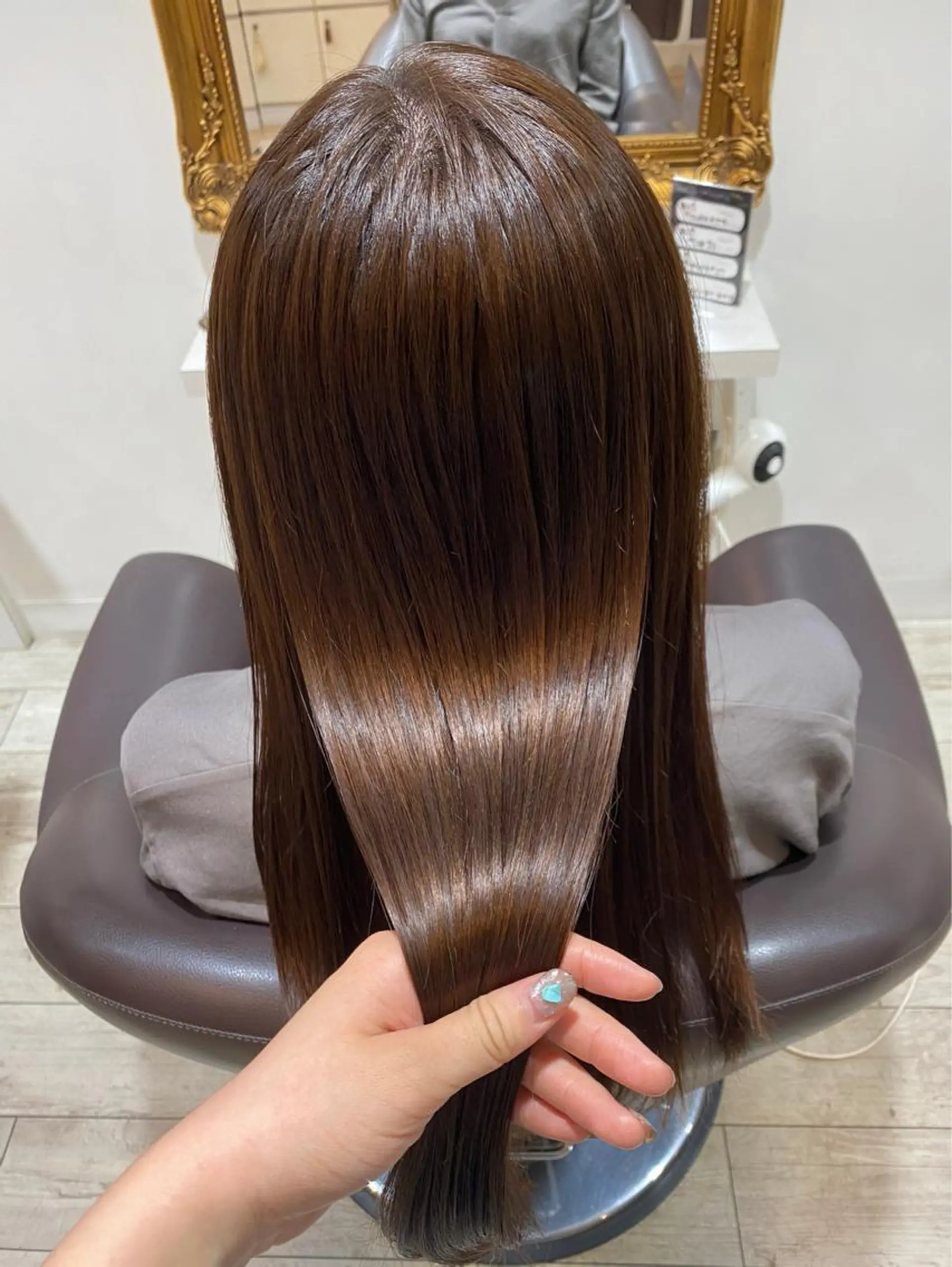 セミロング 美髪ヘア 🤍erikaのヘアスタイル