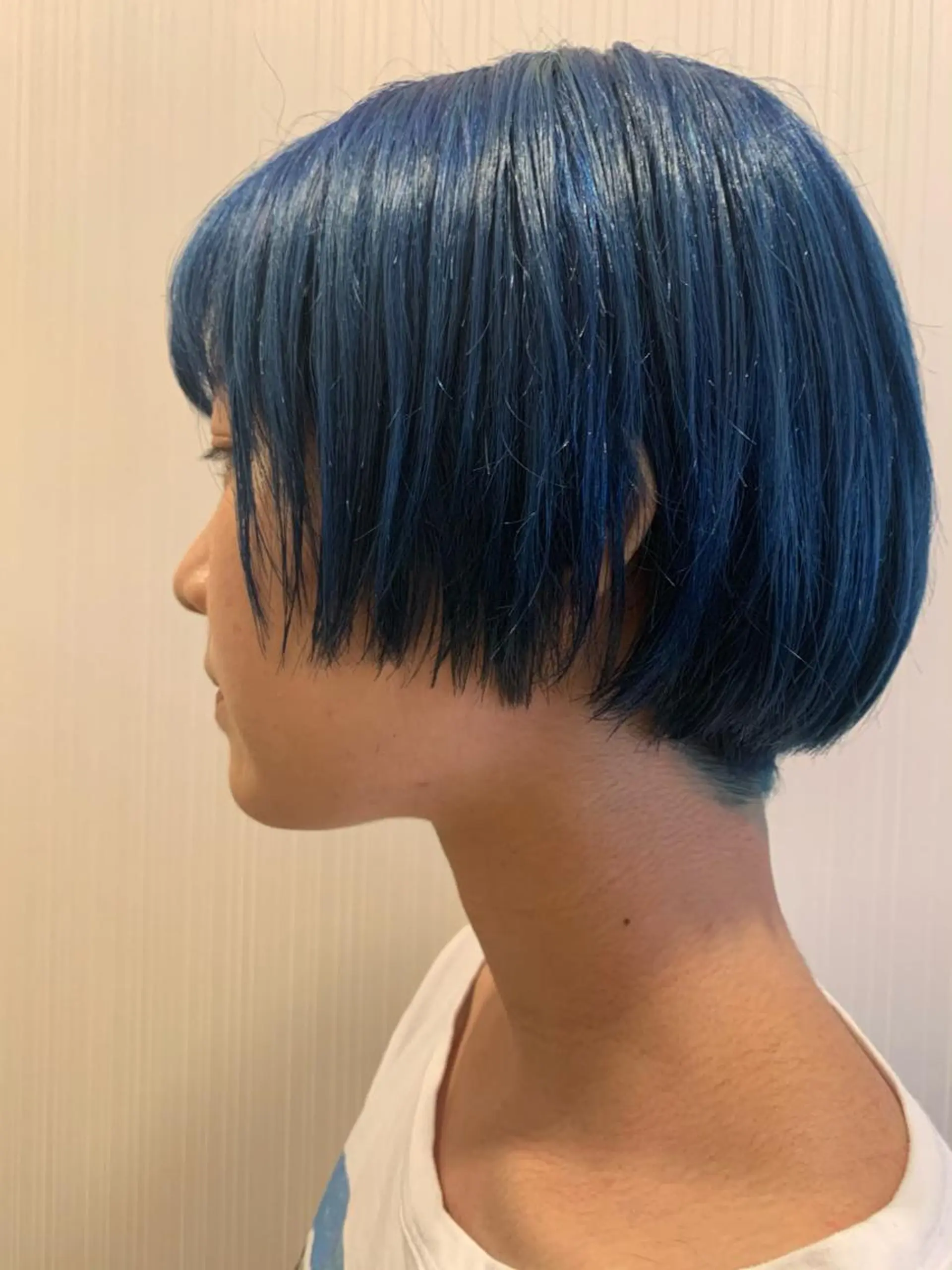 ショート カラー ブルーカラー 🌈🌸あおき みちる🌟💗のヘアスタイル