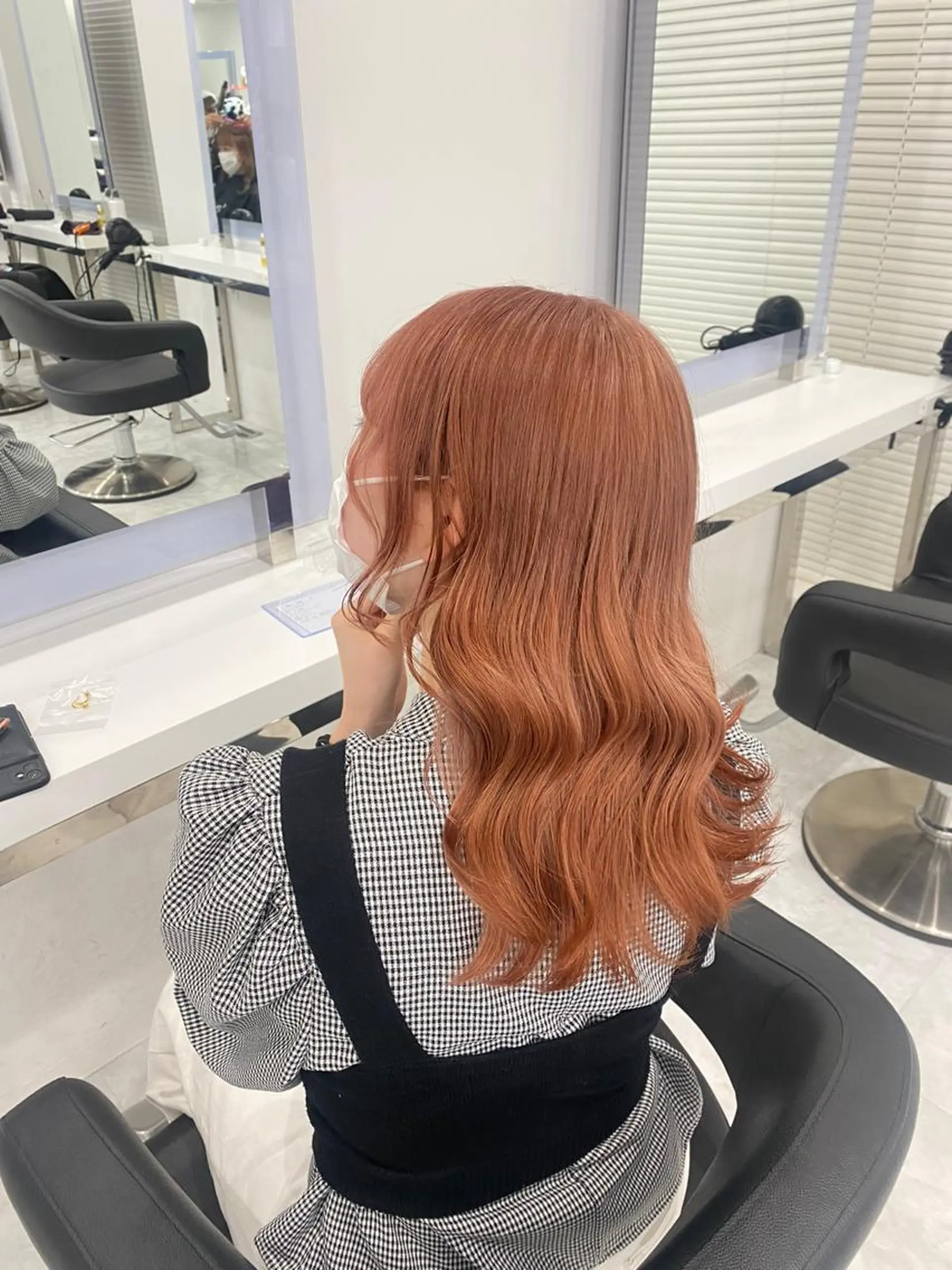 セミロング カラー junna‎🤍調布 まつ毛/眉 激安のマツエク・マツパデザイン