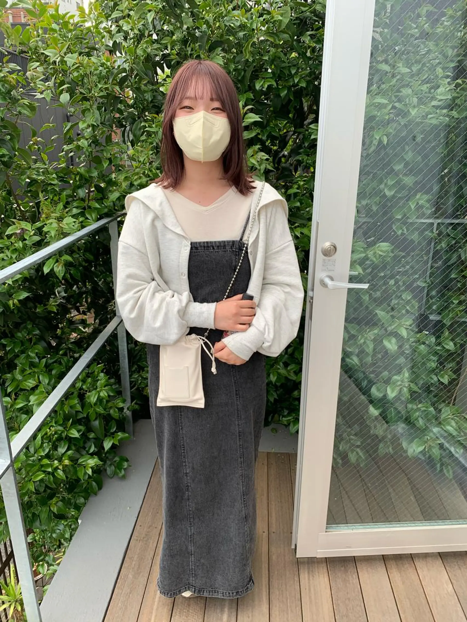 ミディアム カラー ブリーチ ブラウンカラー 顔周りカット 伸ばしかけ レイヤーカット カット 縮毛矯正 sakoda shunkiのヘアスタイル