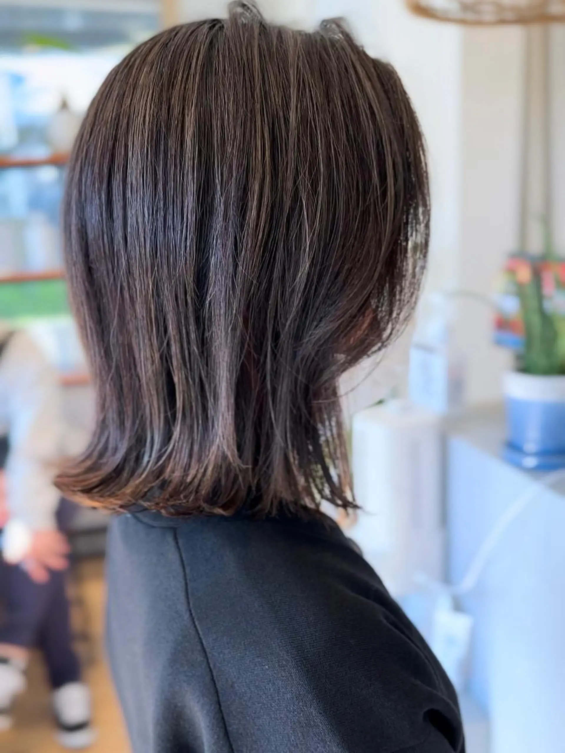 ミディアム カラー ブリーチ グレージュ ハイライトカラー イルミナカラー インナーカラー カット ヘアカラー トリートメント 白髪ぼかしハイライト 💫ミネ　ヒロシのヘアスタイル