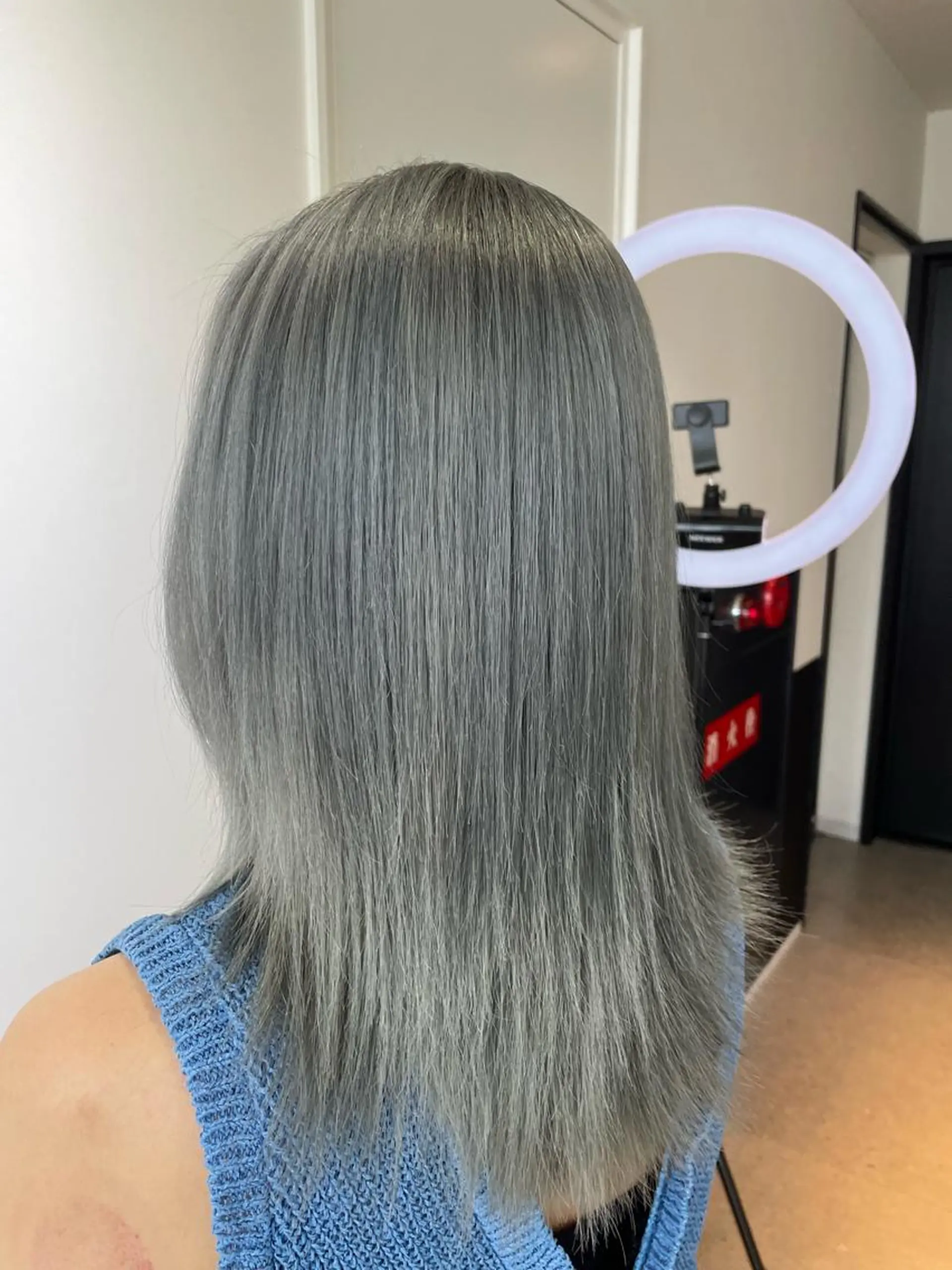 ミディアム カラー ブリーチ One By The Ect所属・ショート/脱白髪染め ☆宇﨑悠実のヘアスタイル