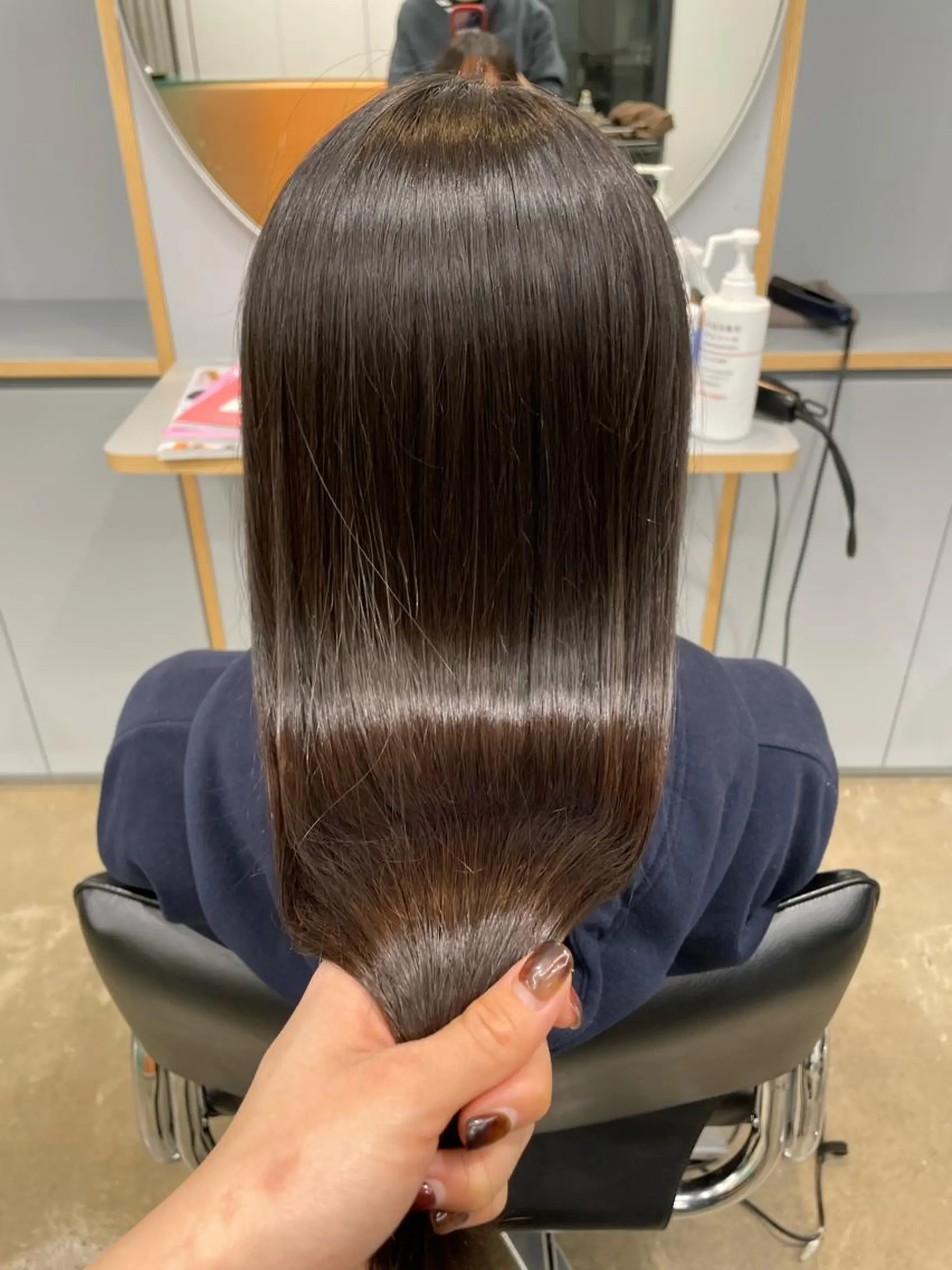 セミロング pole所属・【pole】 minaのヘアスタイル