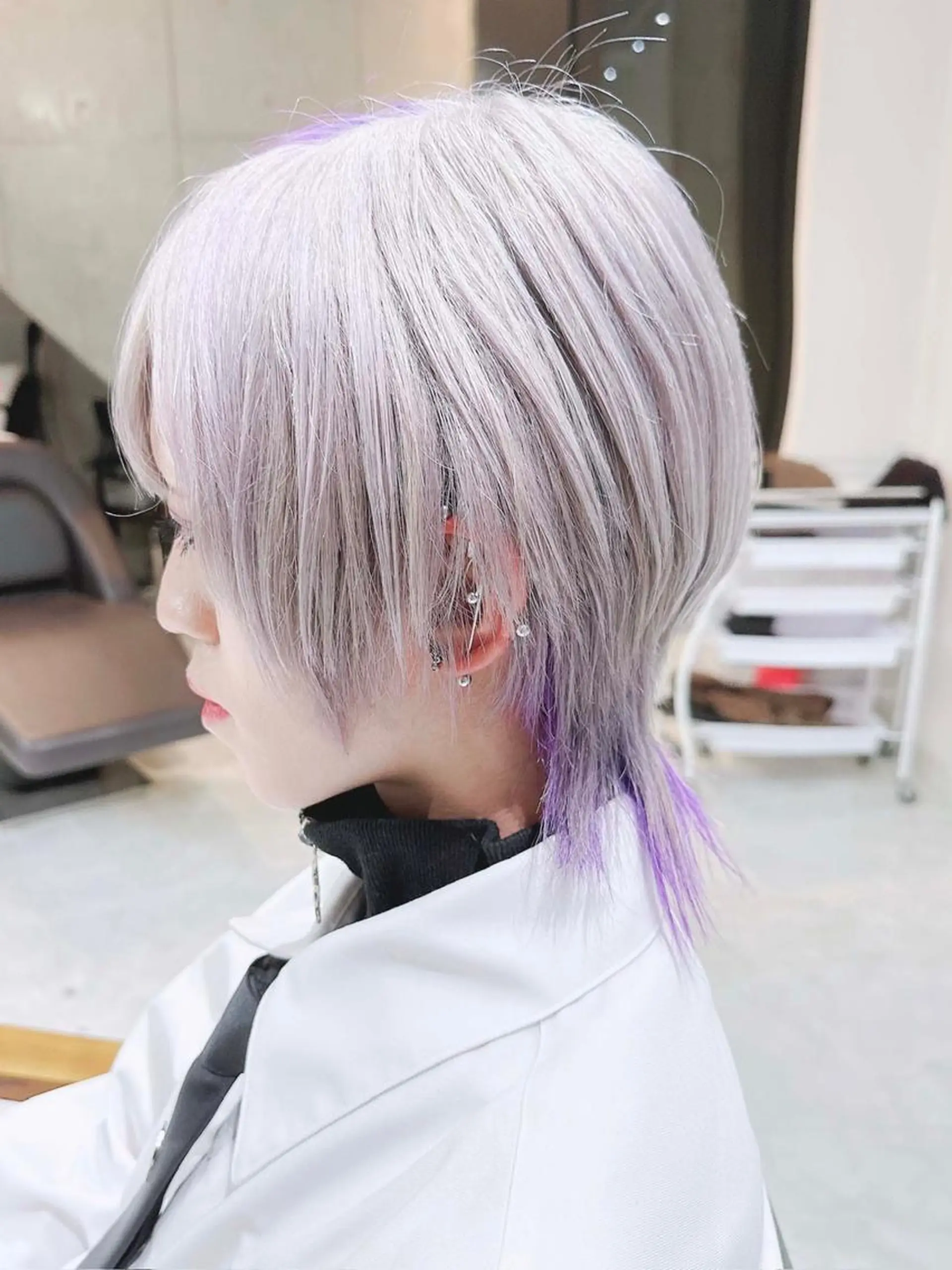 ショート カラー ヘアアレンジ メンズ メンズブリーチ メンズ韓国風 韓国マッシュ マッシュ ツーブロック 𝐑𝐈𝐍𝐊𝐀 🐷🖤のヘアスタイル