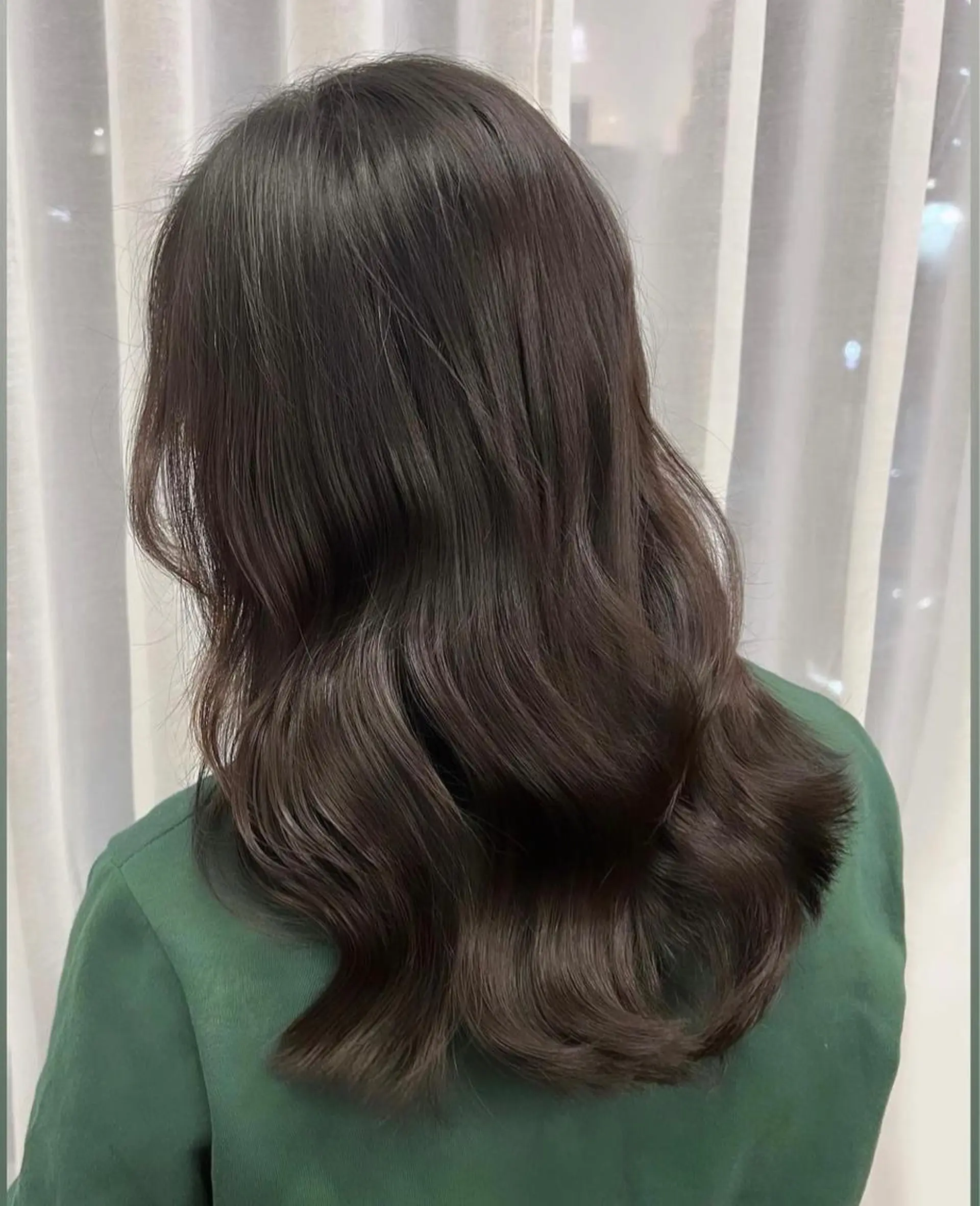 ロング カラー THESALONS所属・🤍ブリーチカラー /寄田龍樹🤍のヘアスタイル