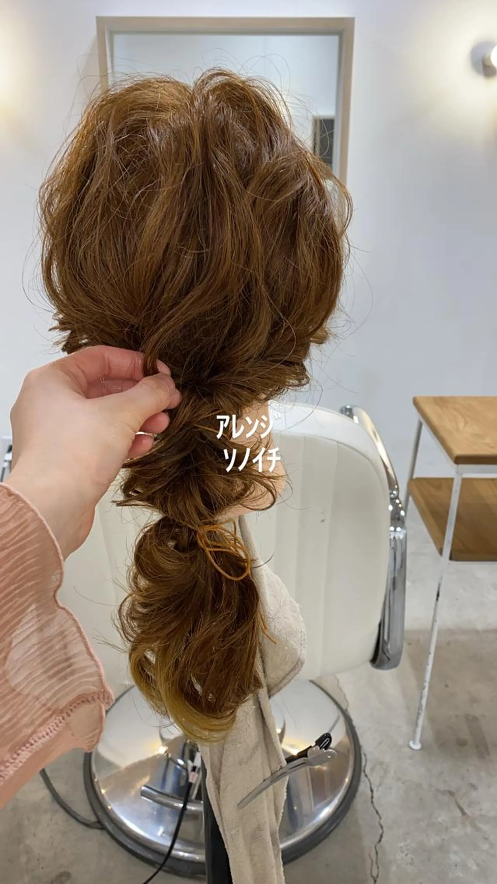 ロング ヘアアレンジ やまぐち もえかのヘアスタイル