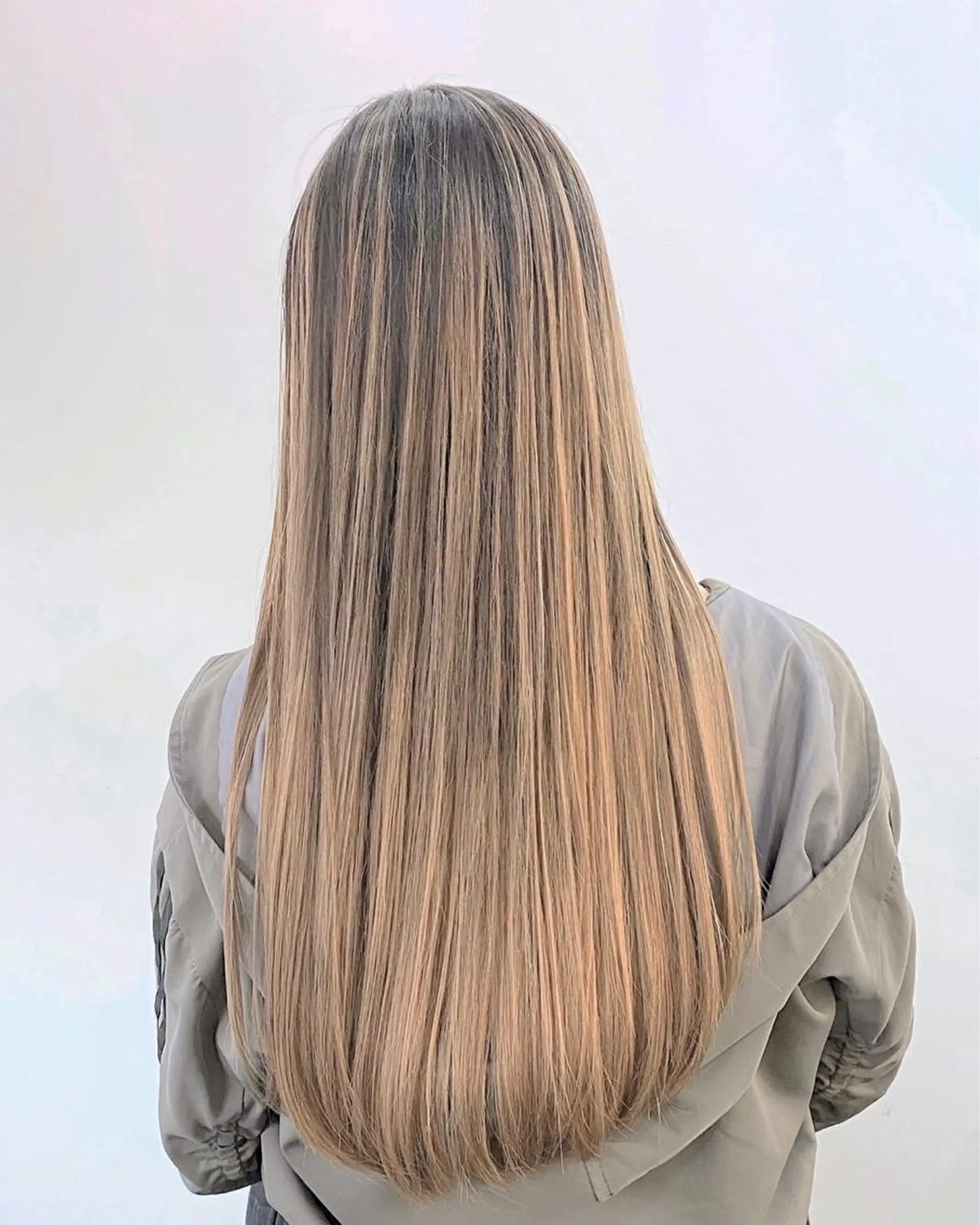 ロング カラー ヘアアレンジ 【公式】amble luxe池袋東口🩷のヘアスタイル