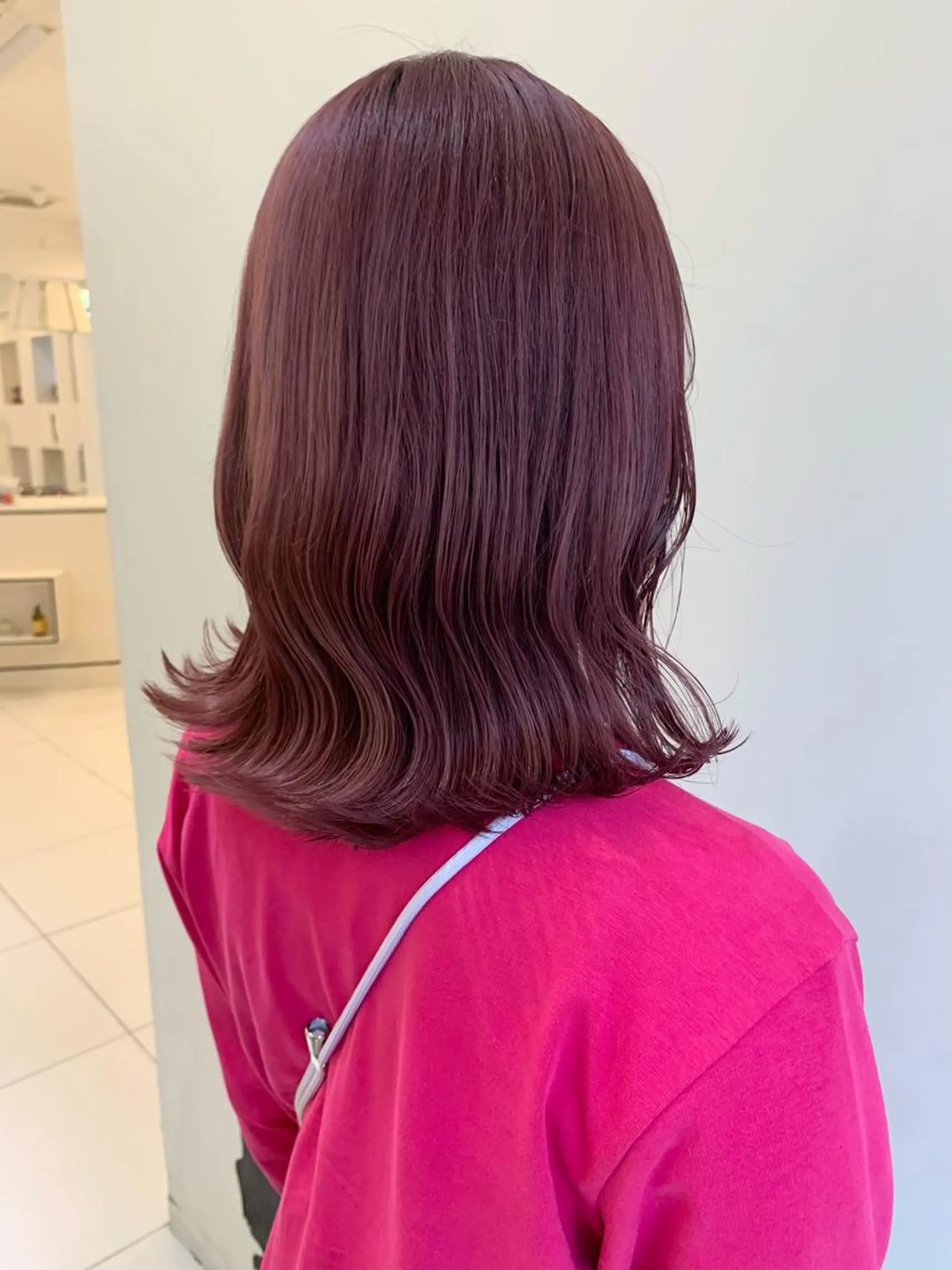 ミディアム カラー moeka レイヤー /艶カラー/韓国のヘアスタイル