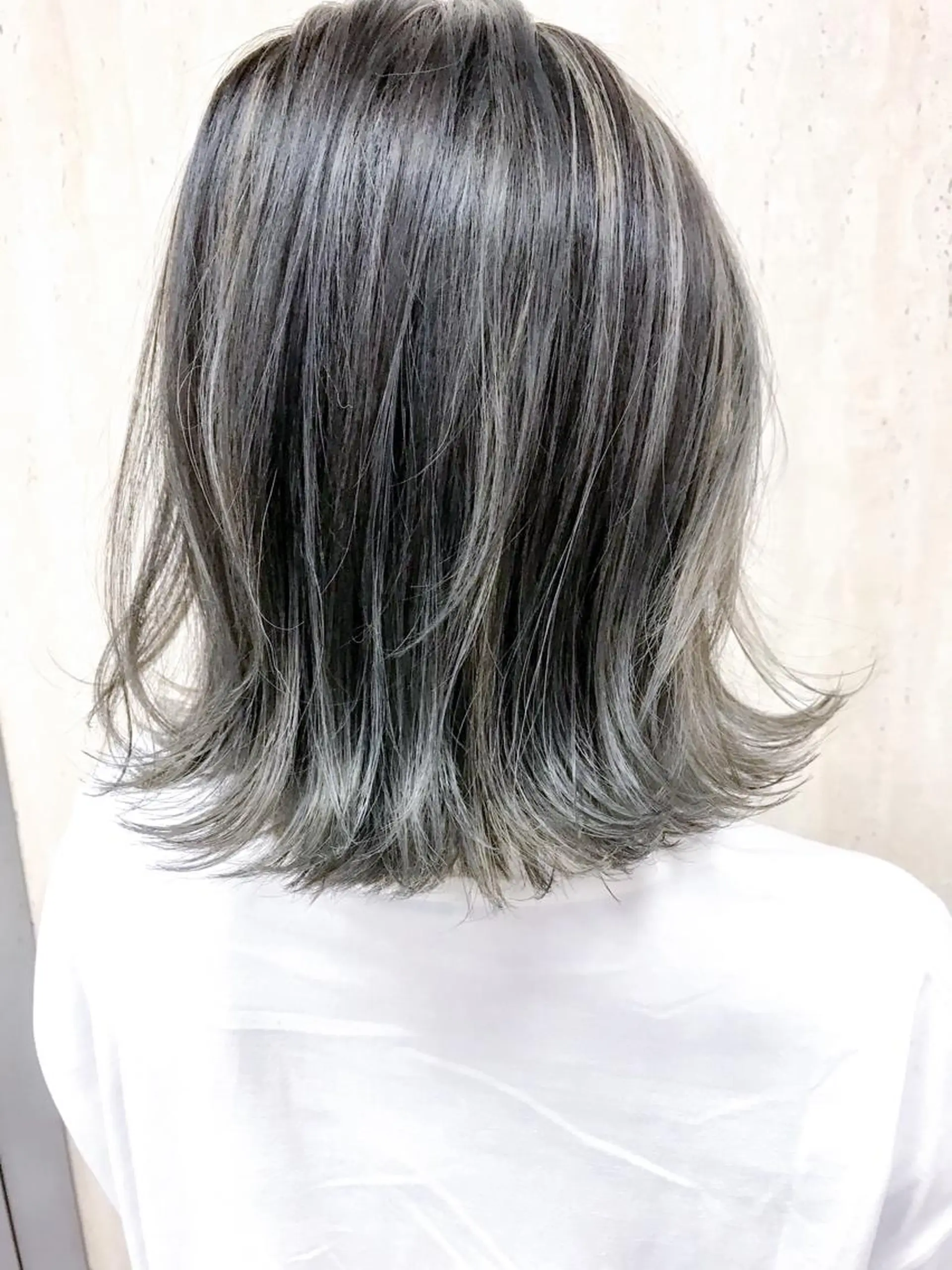 ショート カラー ハイライトカラー ボブ ハイライト ヘアカラー BOX mico.のヘアスタイル