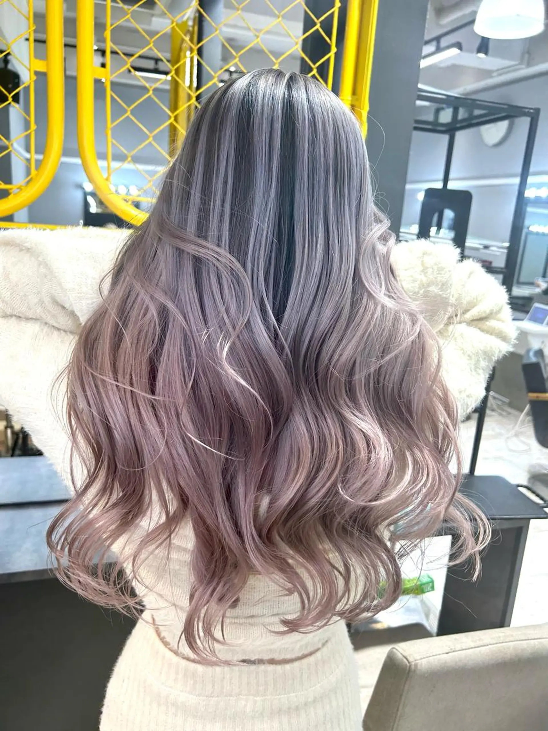 ロング カラー バレイヤージュ レイヤーカット Giselハヤシ ケンタのヘアスタイル