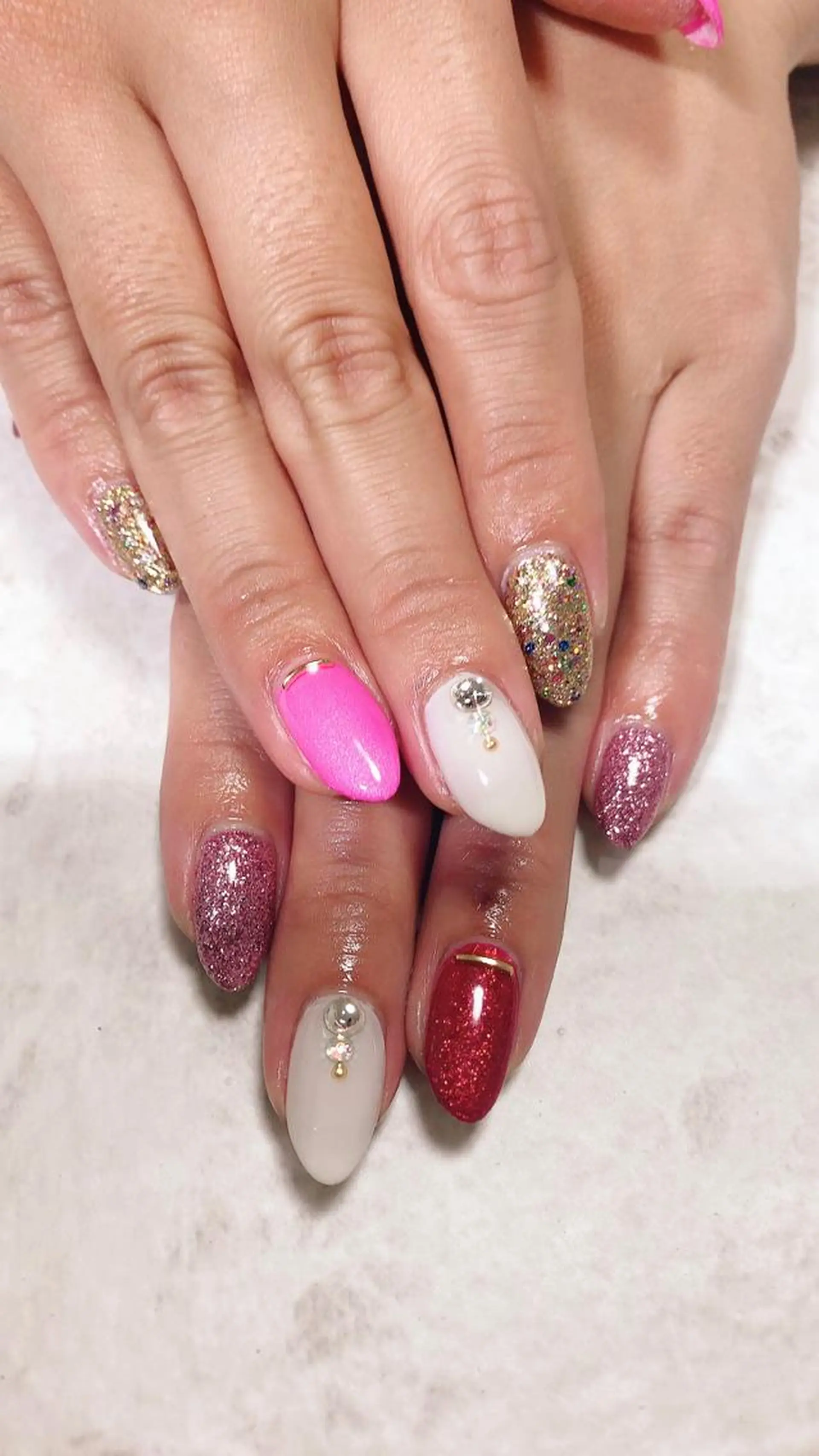 ネイル ハンドネイル フットネイル Lokahi NAILのネイルデザイン