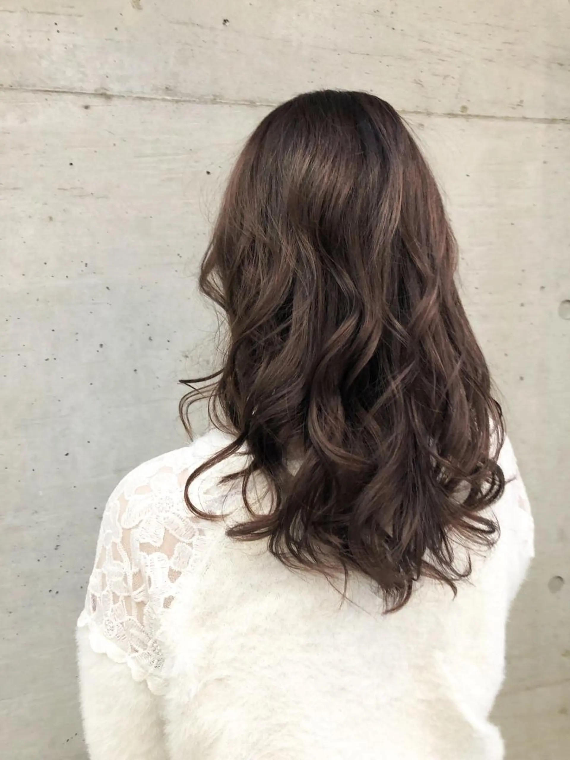 ロング カラー グレージュ ラベンダーカラー ラベンダーグレージュ ラベンダーグレー ヘアカラー 大栗 佑也  髪質改善のヘアスタイル