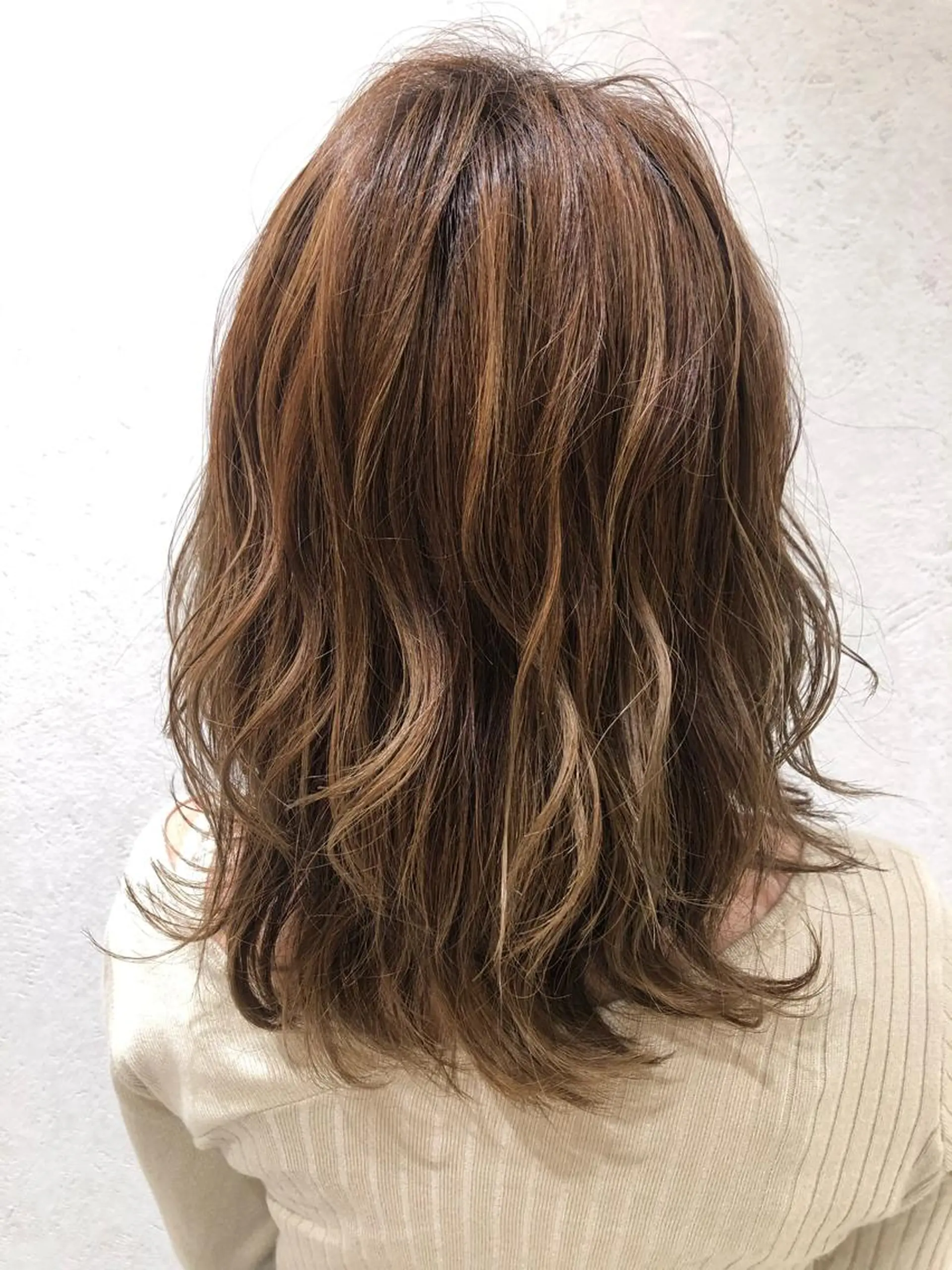 セミロング うる艶レイヤーカット hinakoのヘアスタイル