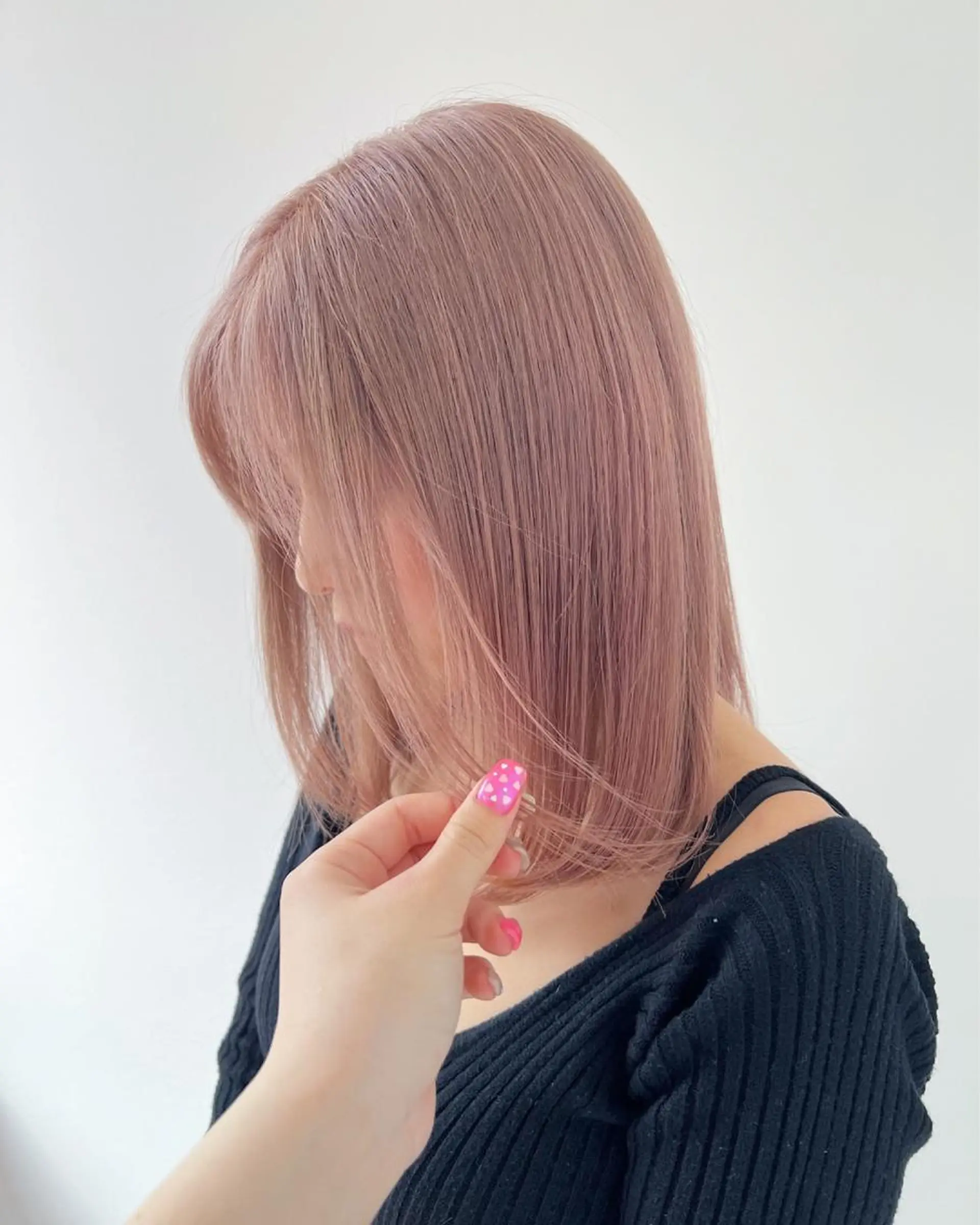 セミロング ハイトーン♡ブリーチ ♡エクステ♡nanaのヘアスタイル