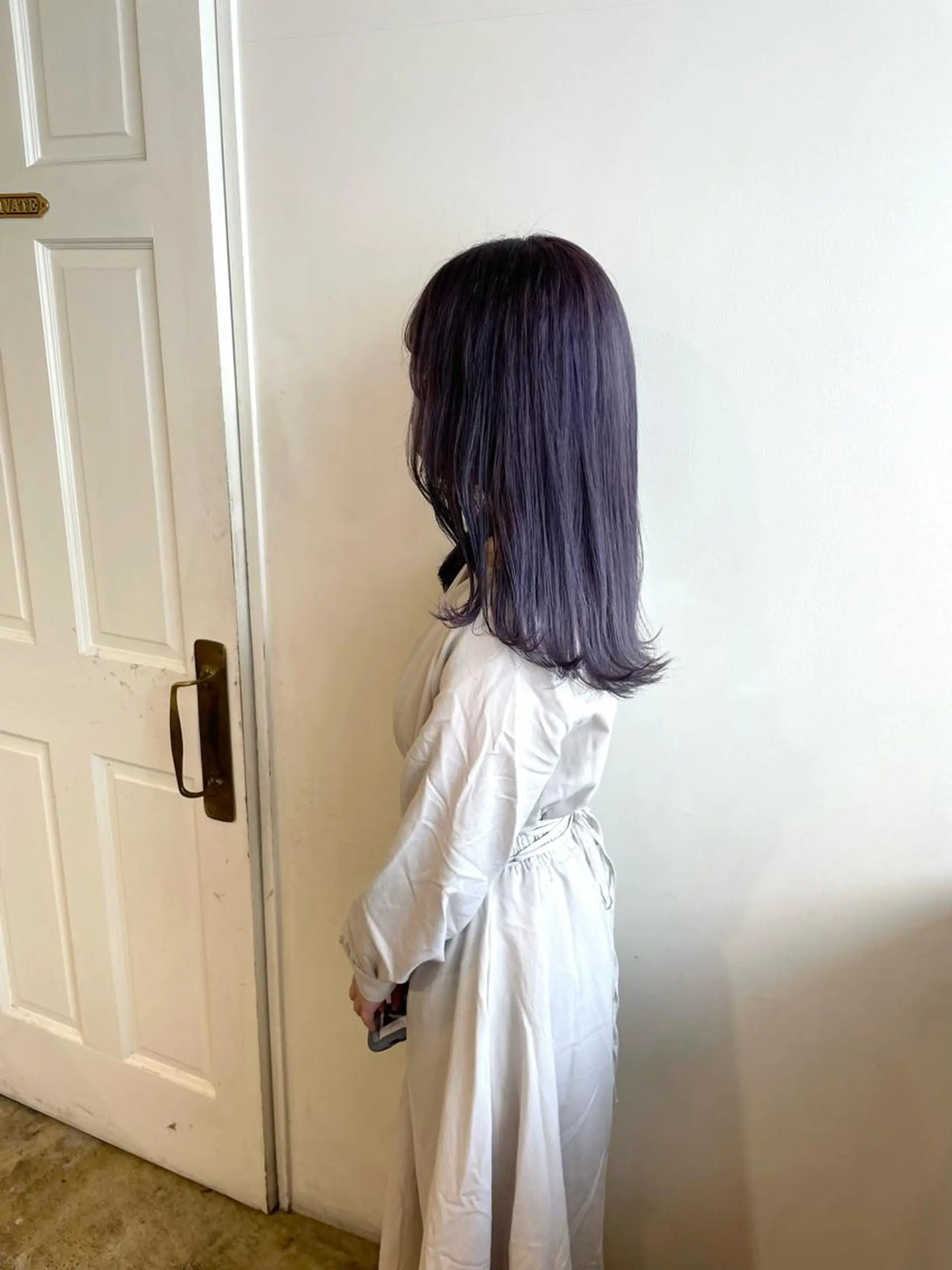 ミディアム カラー ラベンダーカラー カット ヘアカラー トリートメント MIOベージュカラー 柔らかいカラーのヘアスタイル