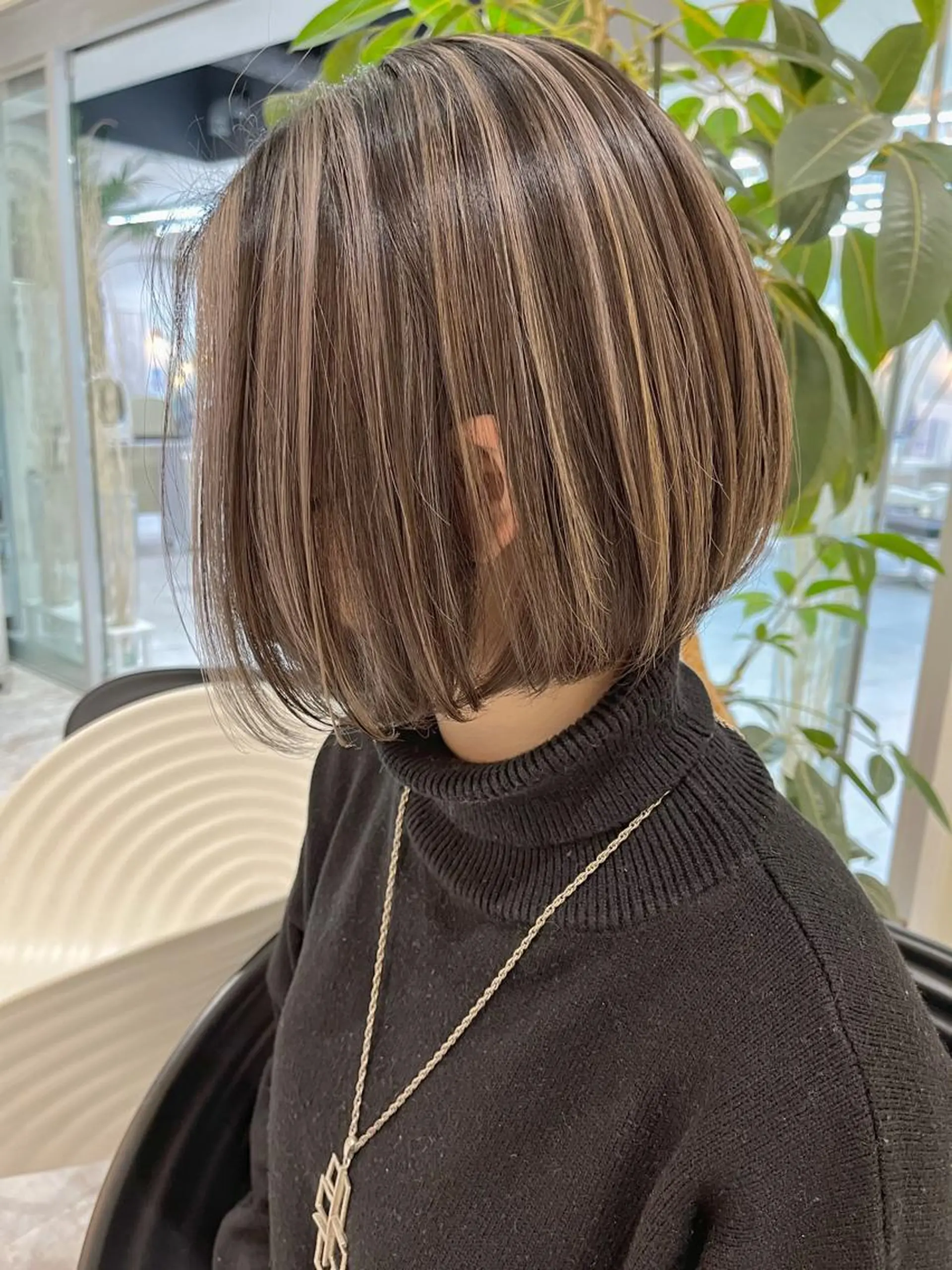 ショート カラー ヘアアレンジ ヘアカラー シアーベージュニスト 🥣大石亜里紗のヘアスタイル