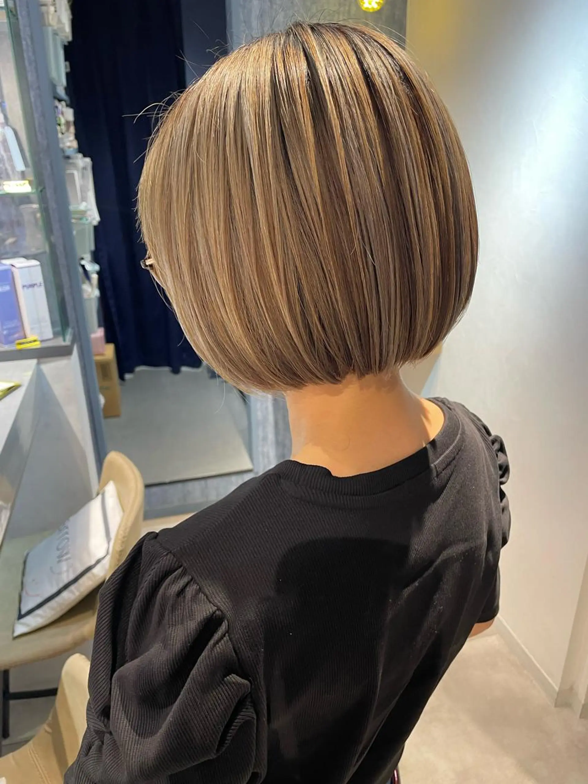 ショート カラー ヘアカラー arrow🖤 もえみのヘアスタイル