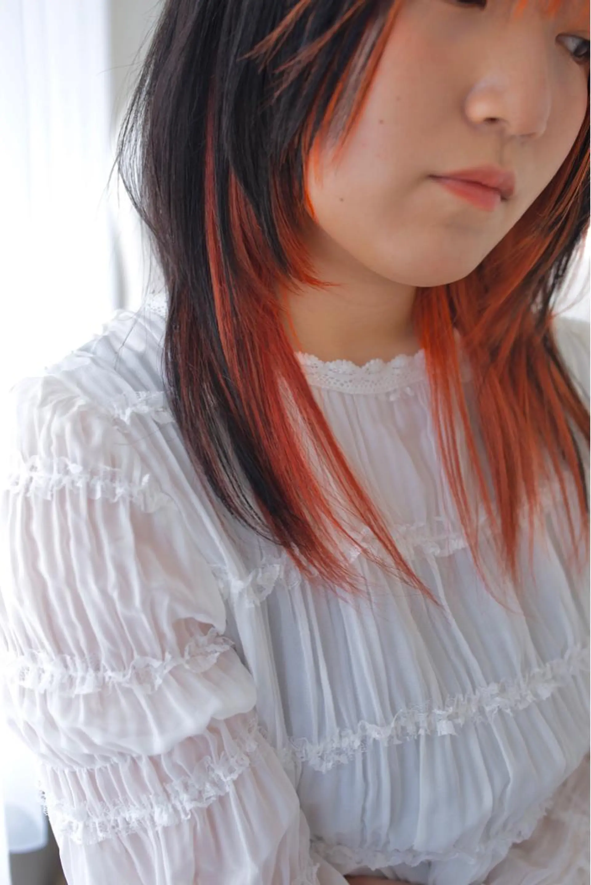 セミロング merc. 宮川琴代のヘアスタイル