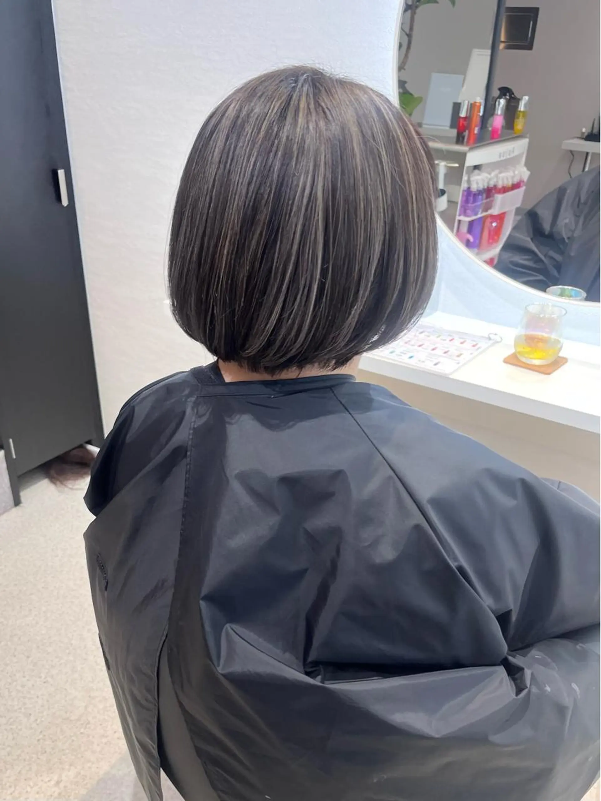 ショート カラー ハイライトカラー ハイライト KANA🎀韓国 🇰🇷ハイライトのヘアスタイル