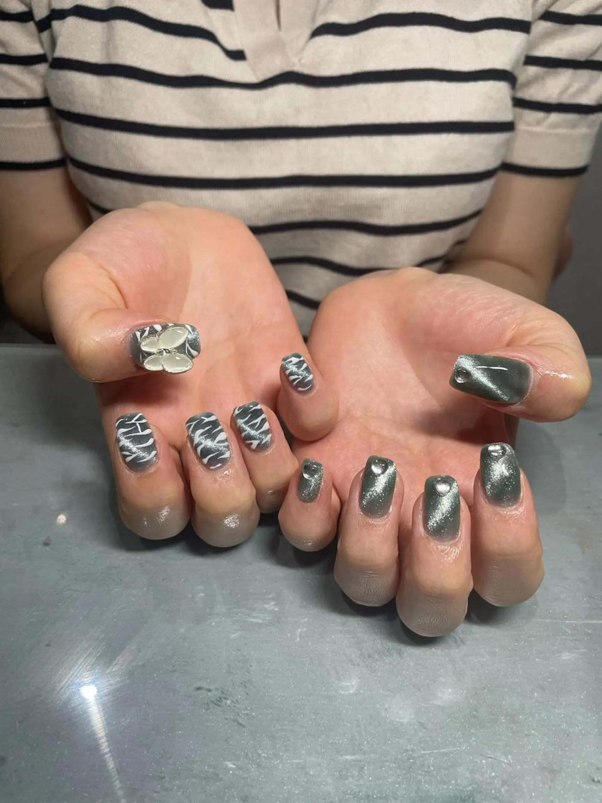 ネイル LAVISH nail salonのネイルデザイン