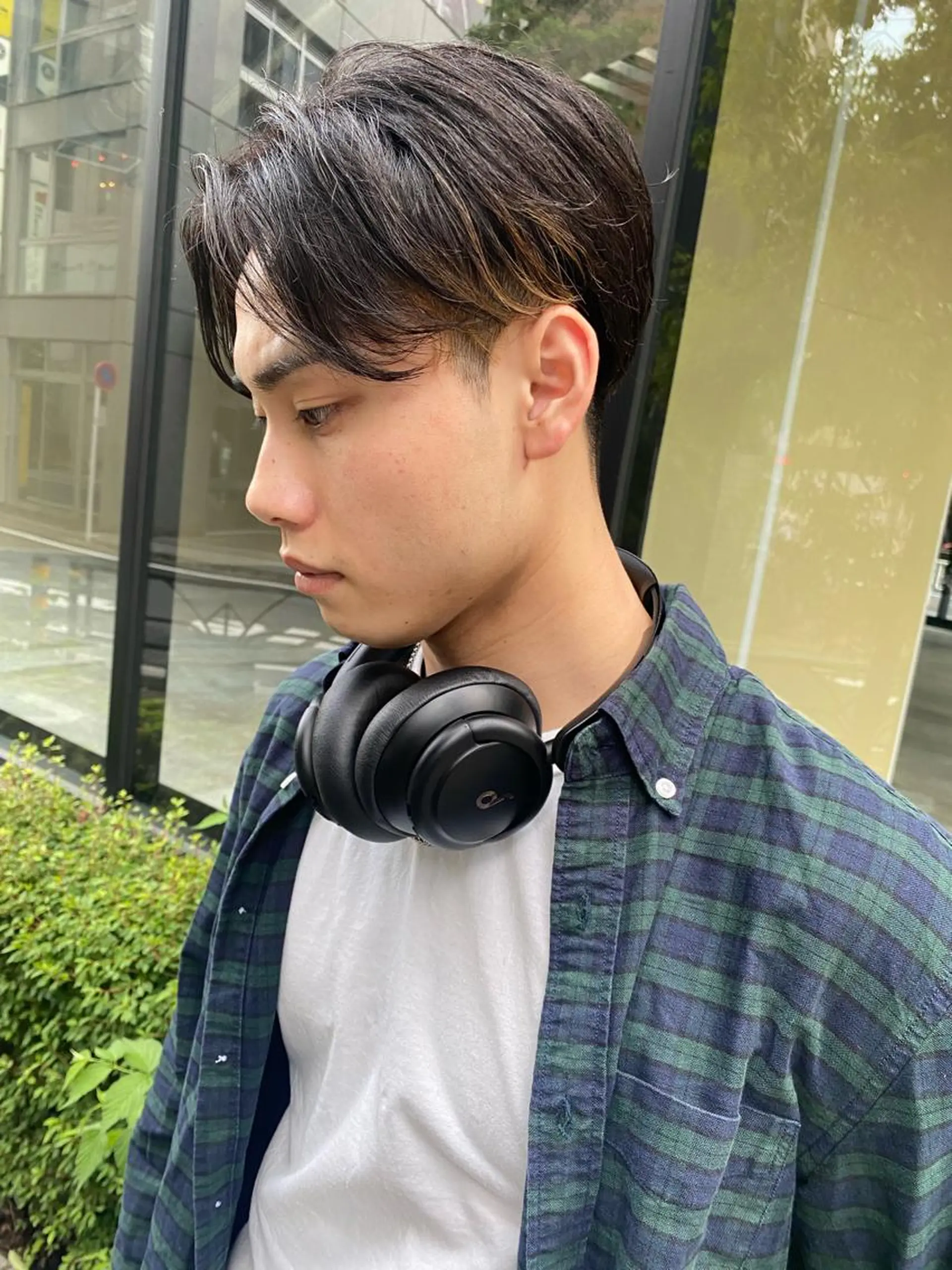 ショート カラー メンズ メンズブリーチ メンズハイライト メンズインナーカラー メンズパーマ プードルパーマ charme所属・💈メンズカット ✂︎伊藤大輝💈のヘアスタイル