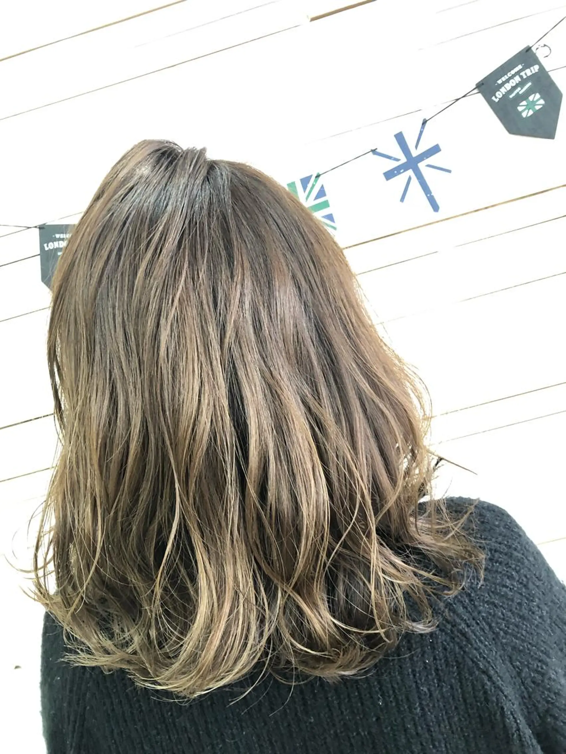 カラー ○HITOMI ○のヘアスタイル