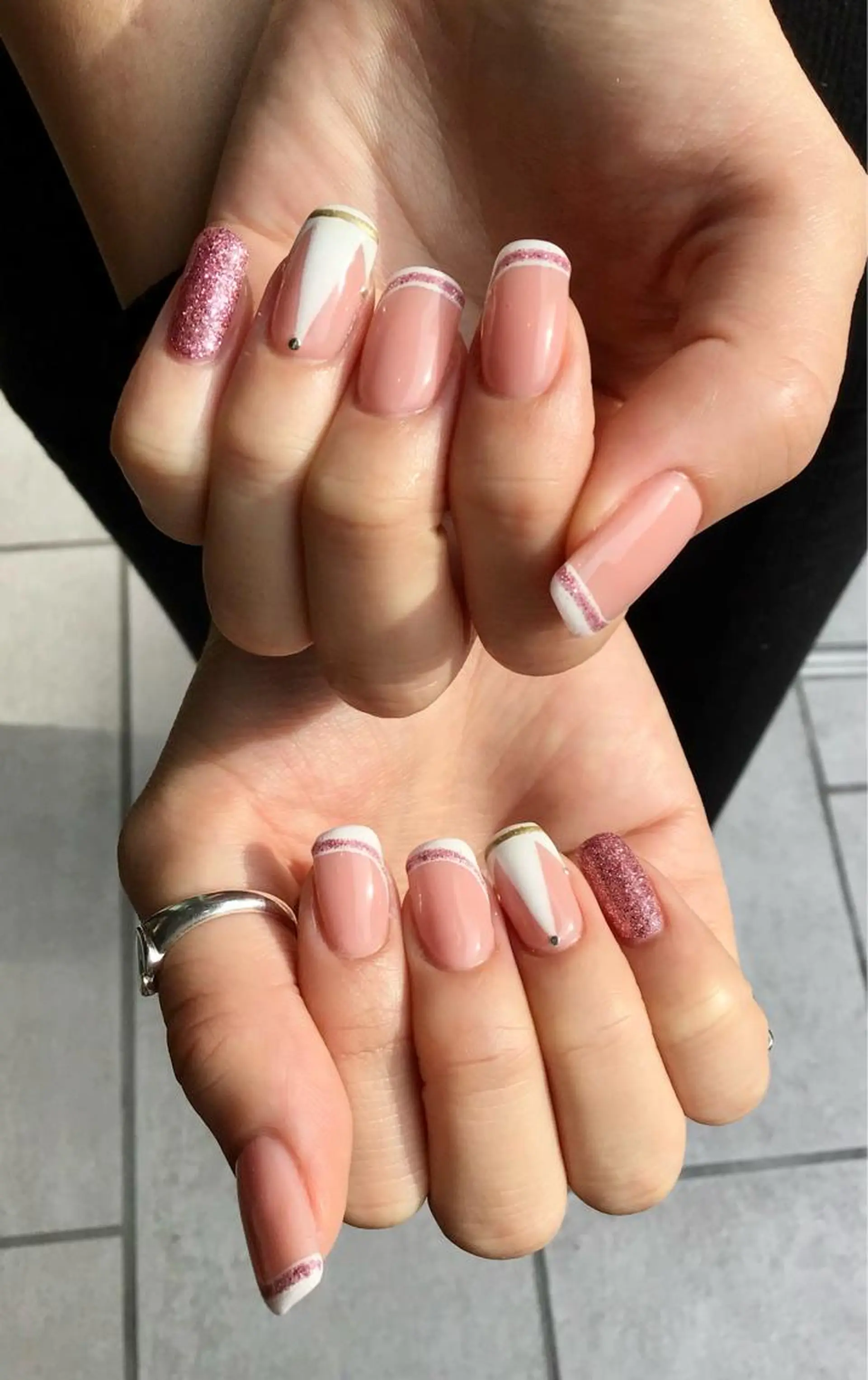 ネイル ハンドネイル Nest 平出のネイルデザイン