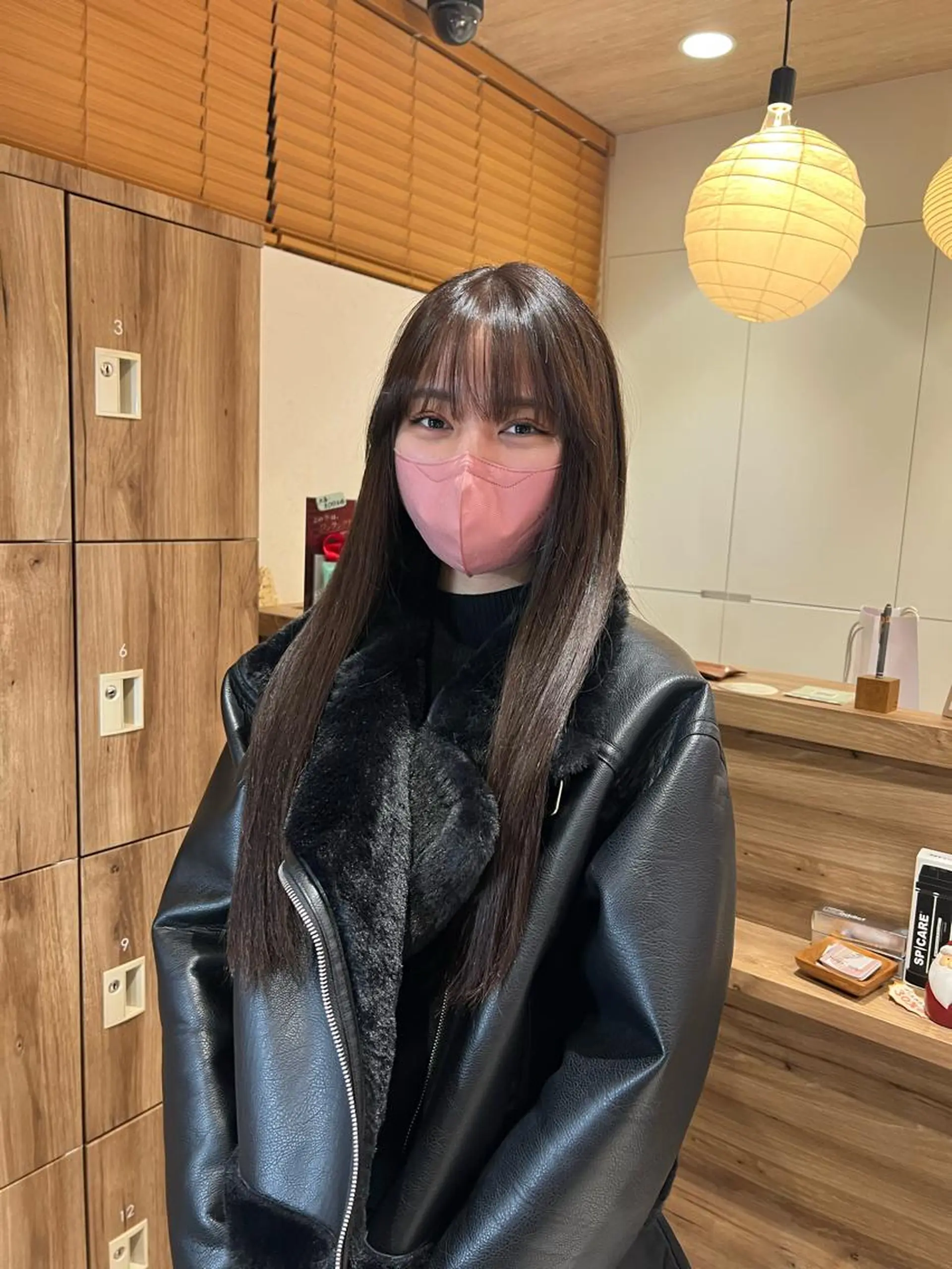 ロング カラー ブラウンカラー インナーカラー Oasisgarden所属・レイヤー/ブリーチ MOMOのヘアスタイル